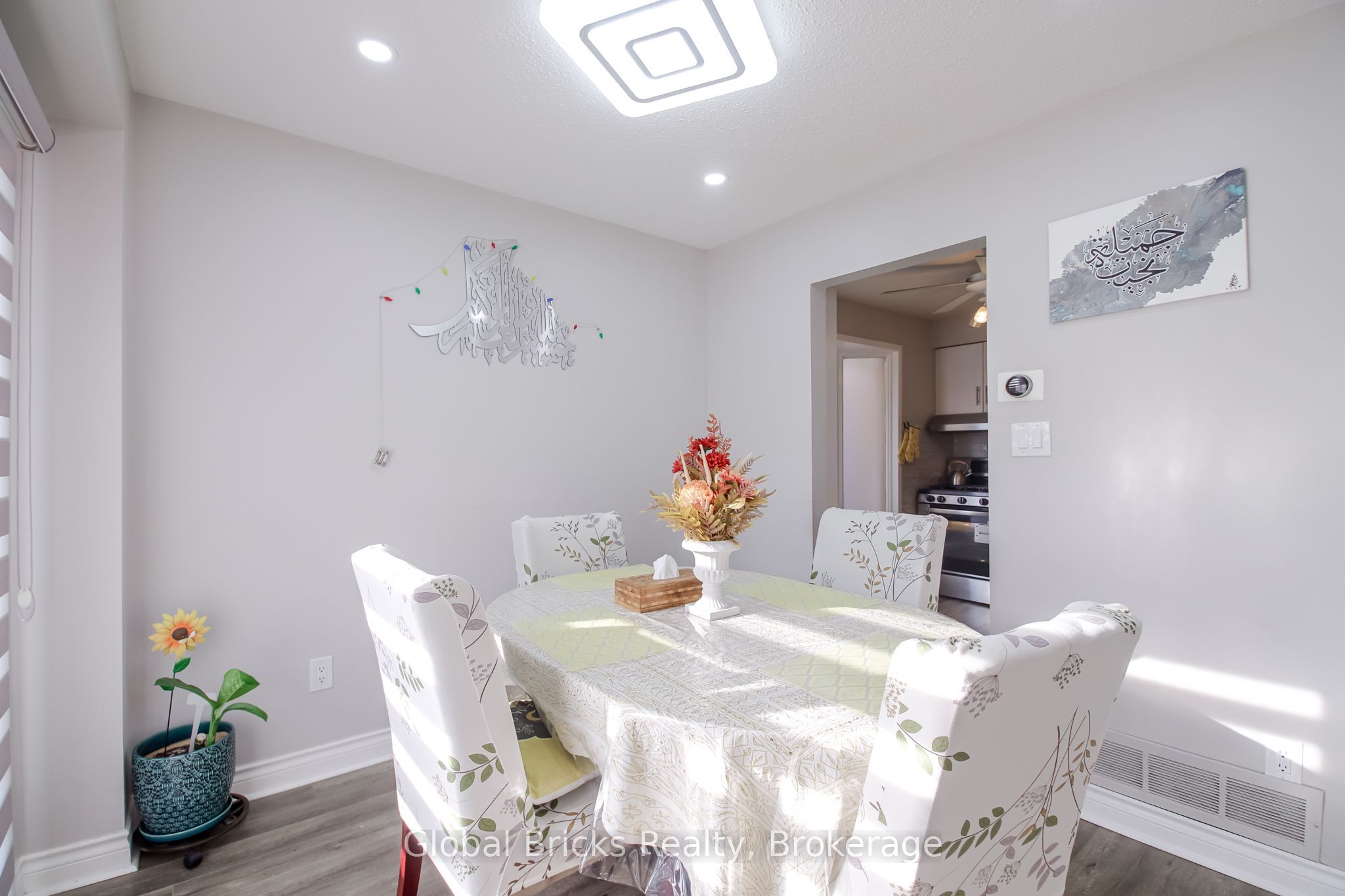 56 Winston Crescent Property Photo 9