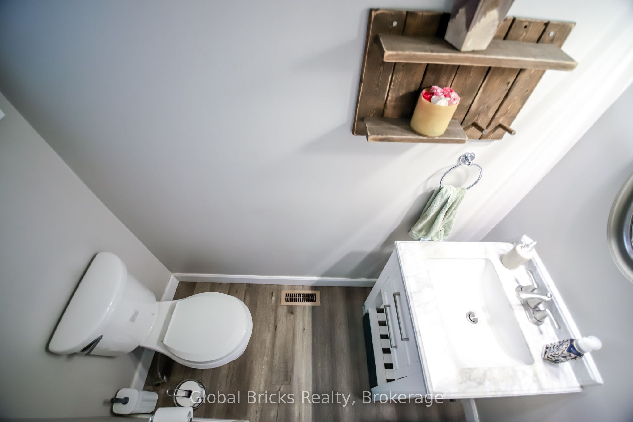 56 Winston Crescent Property Photo 17