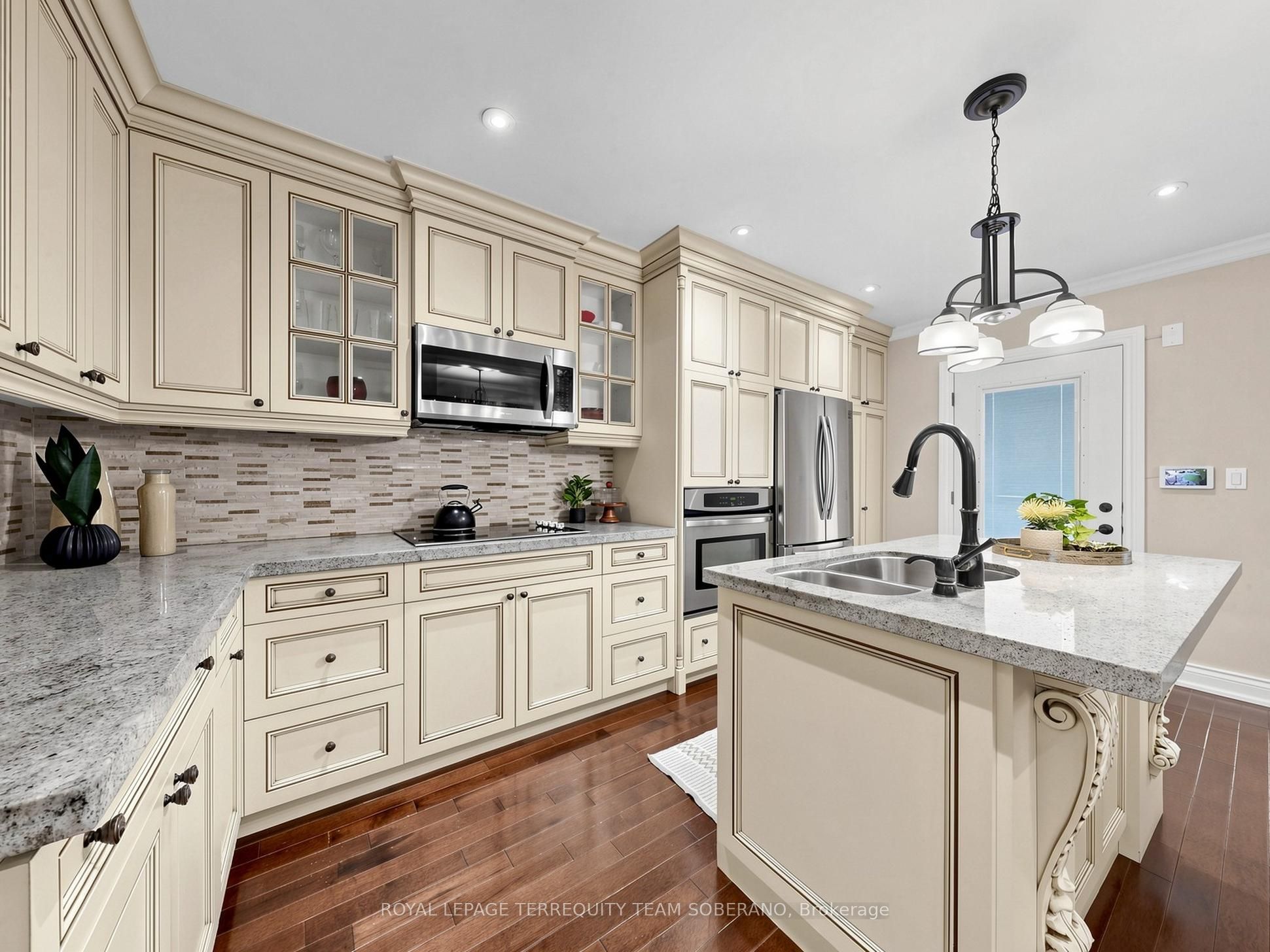 67 Barrington Avenue Property Photo 11