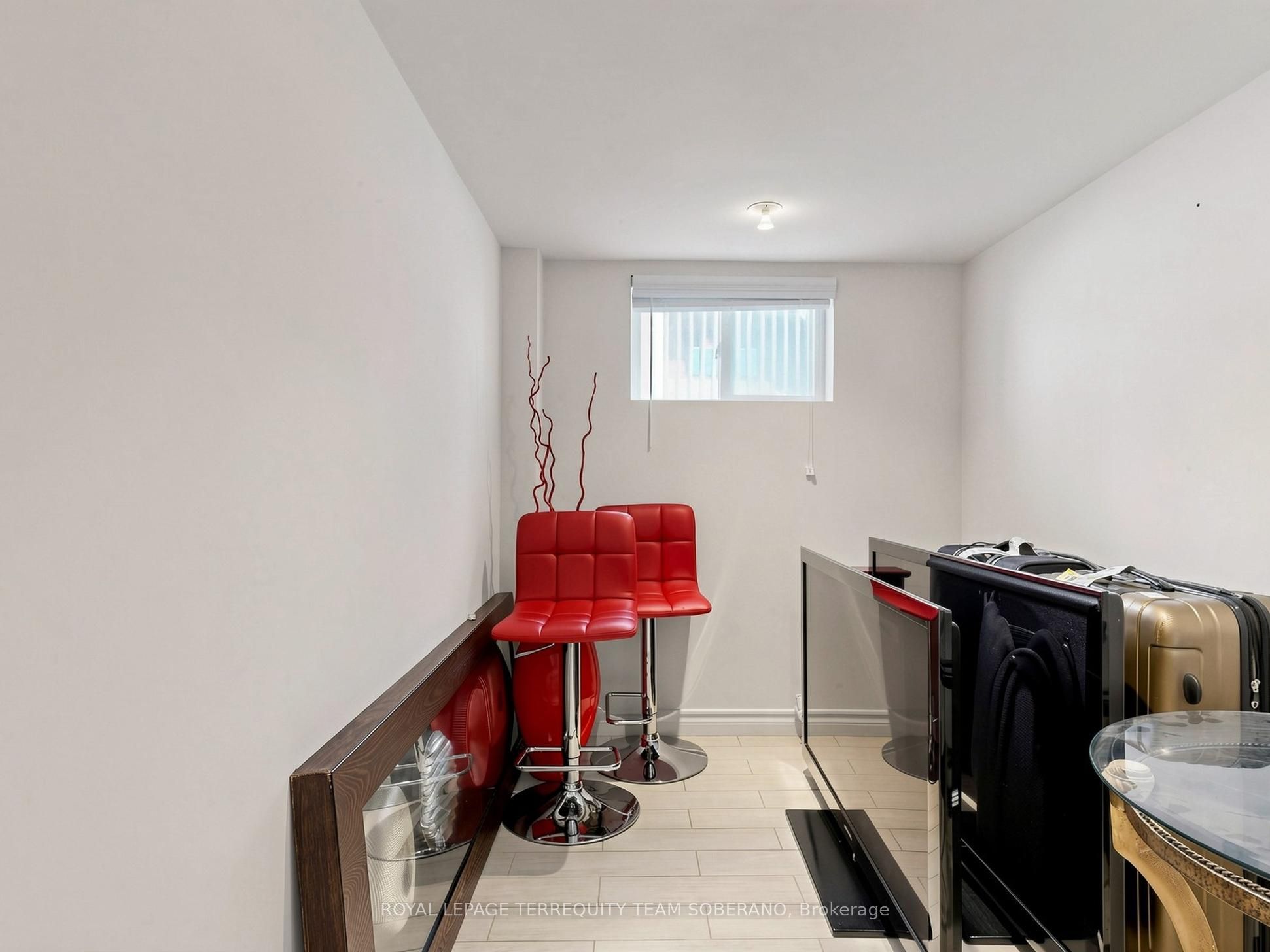 67 Barrington Avenue Property Photo 34