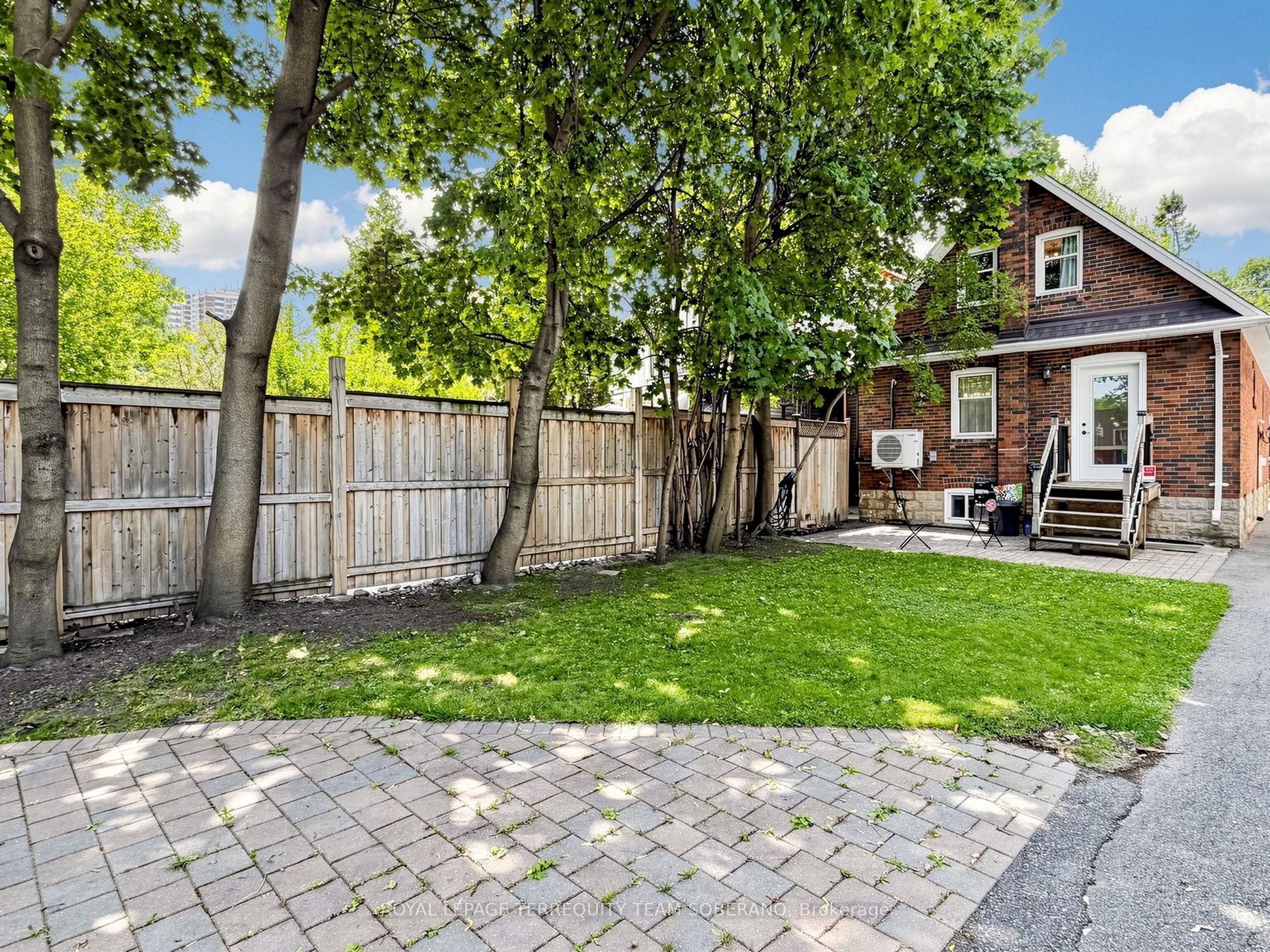 67 Barrington Avenue Property Photo 39