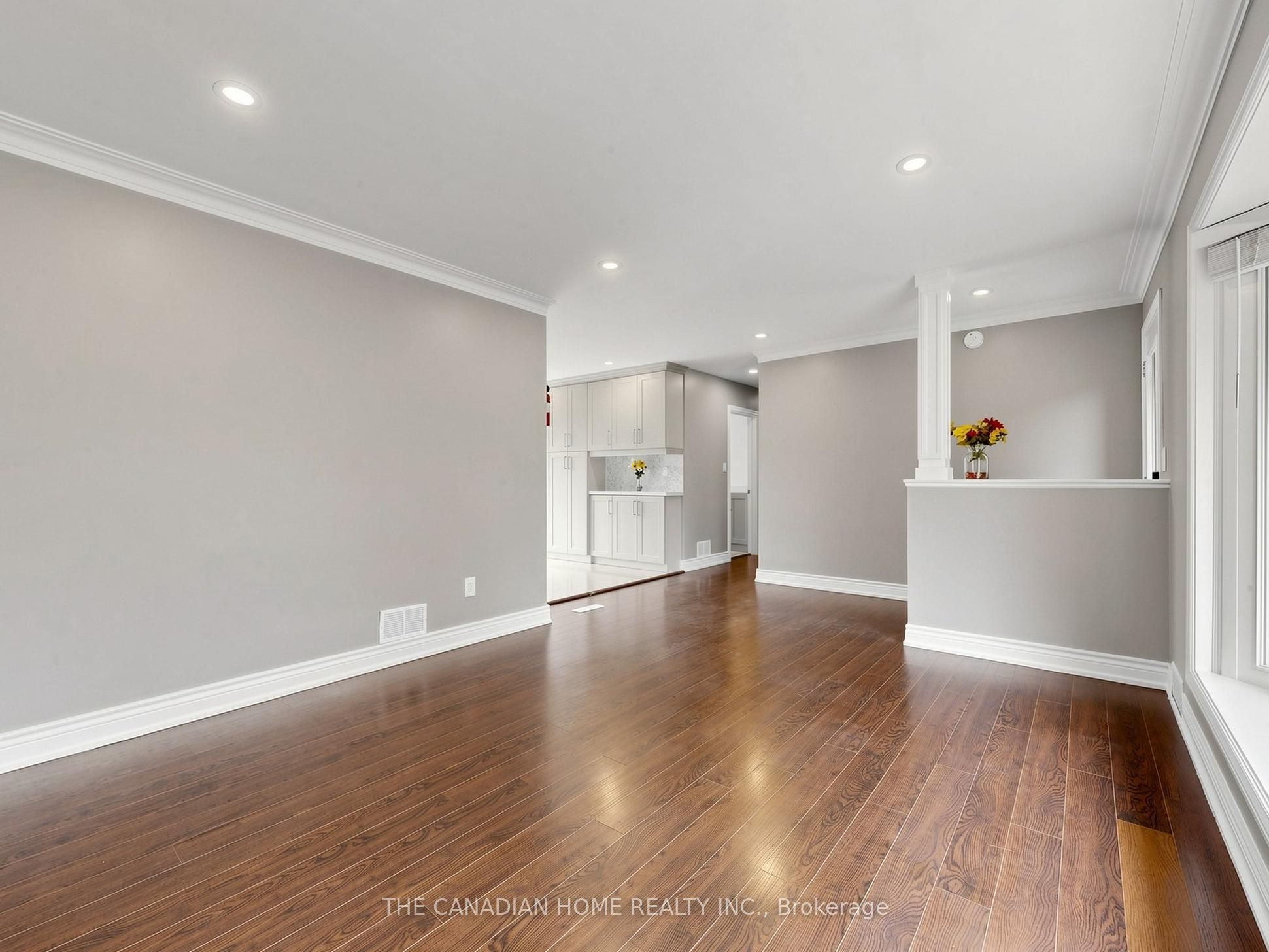 470 Cromwell Avenue Property Photo 7