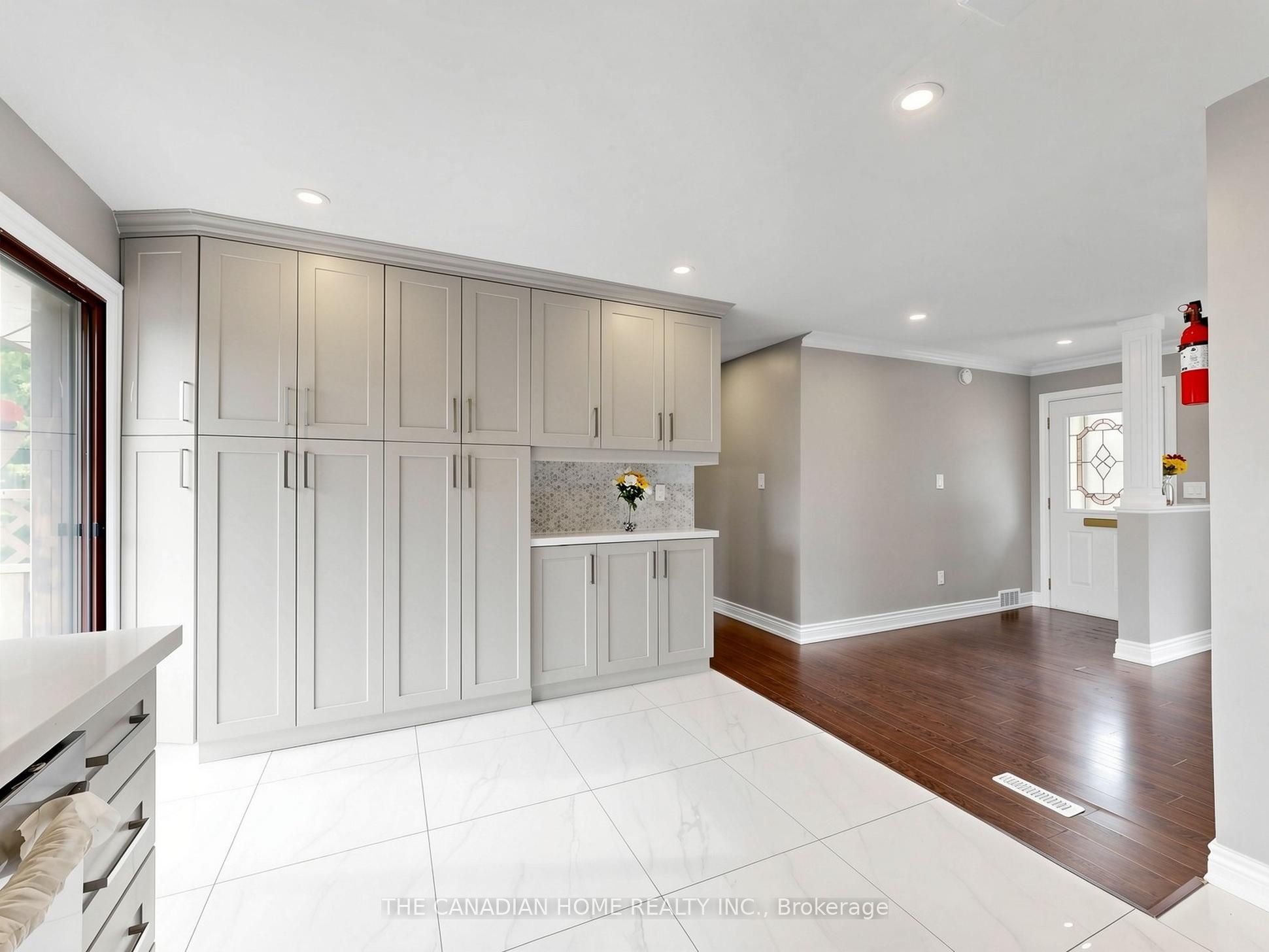 470 Cromwell Avenue Property Photo 13
