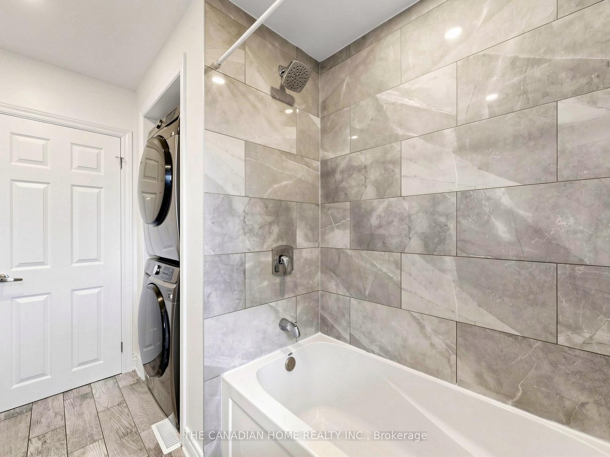 470 Cromwell Avenue Property Photo 24