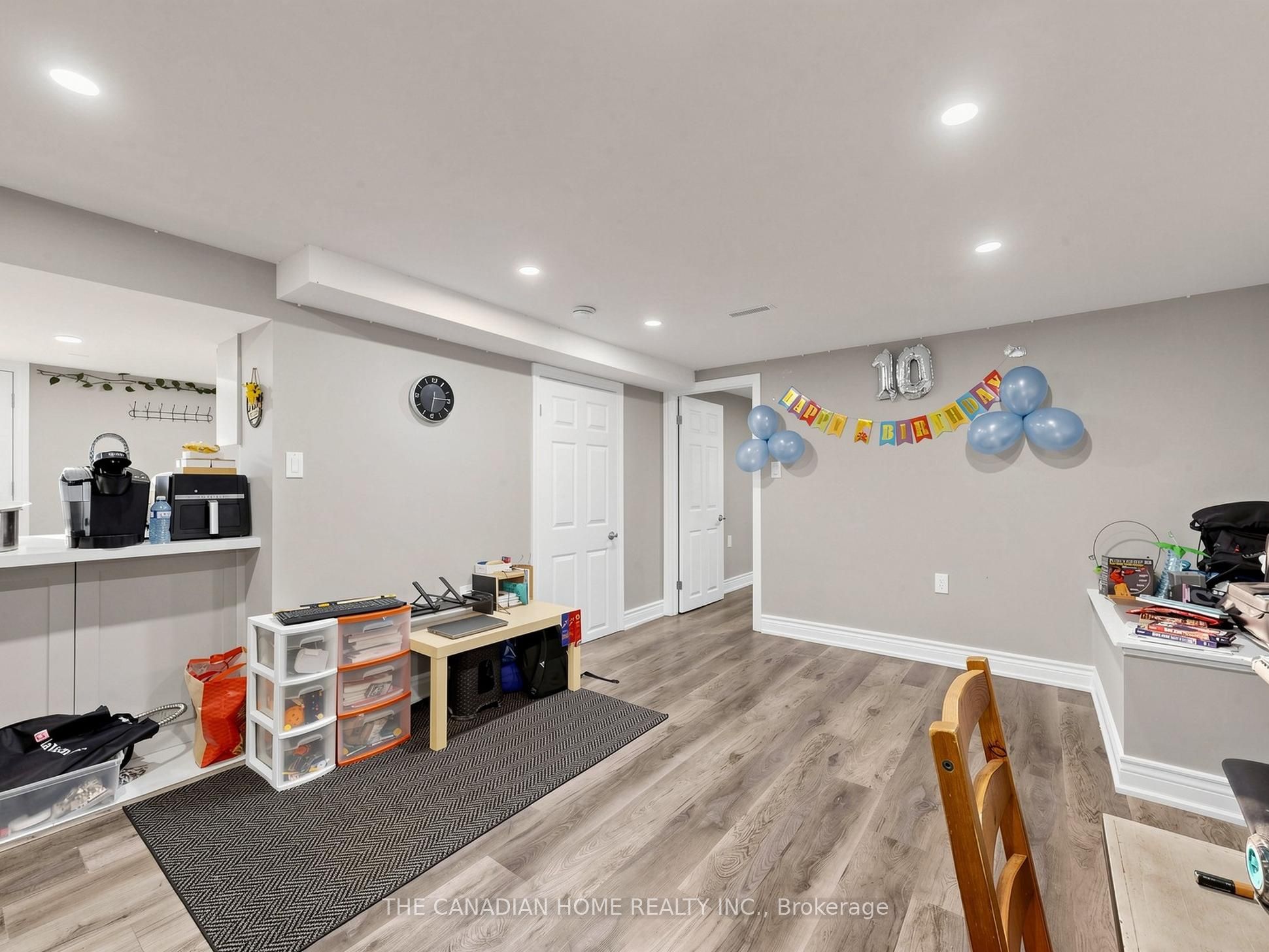 470 Cromwell Avenue Property Photo 27