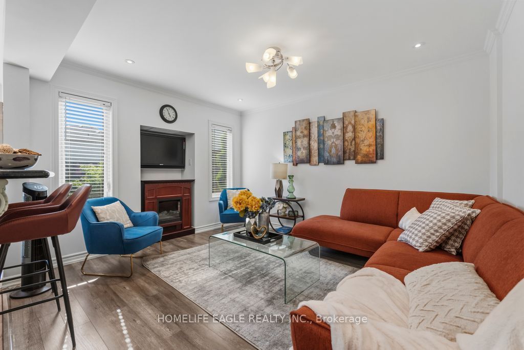 156 Heale Avenue Property Photo 6
