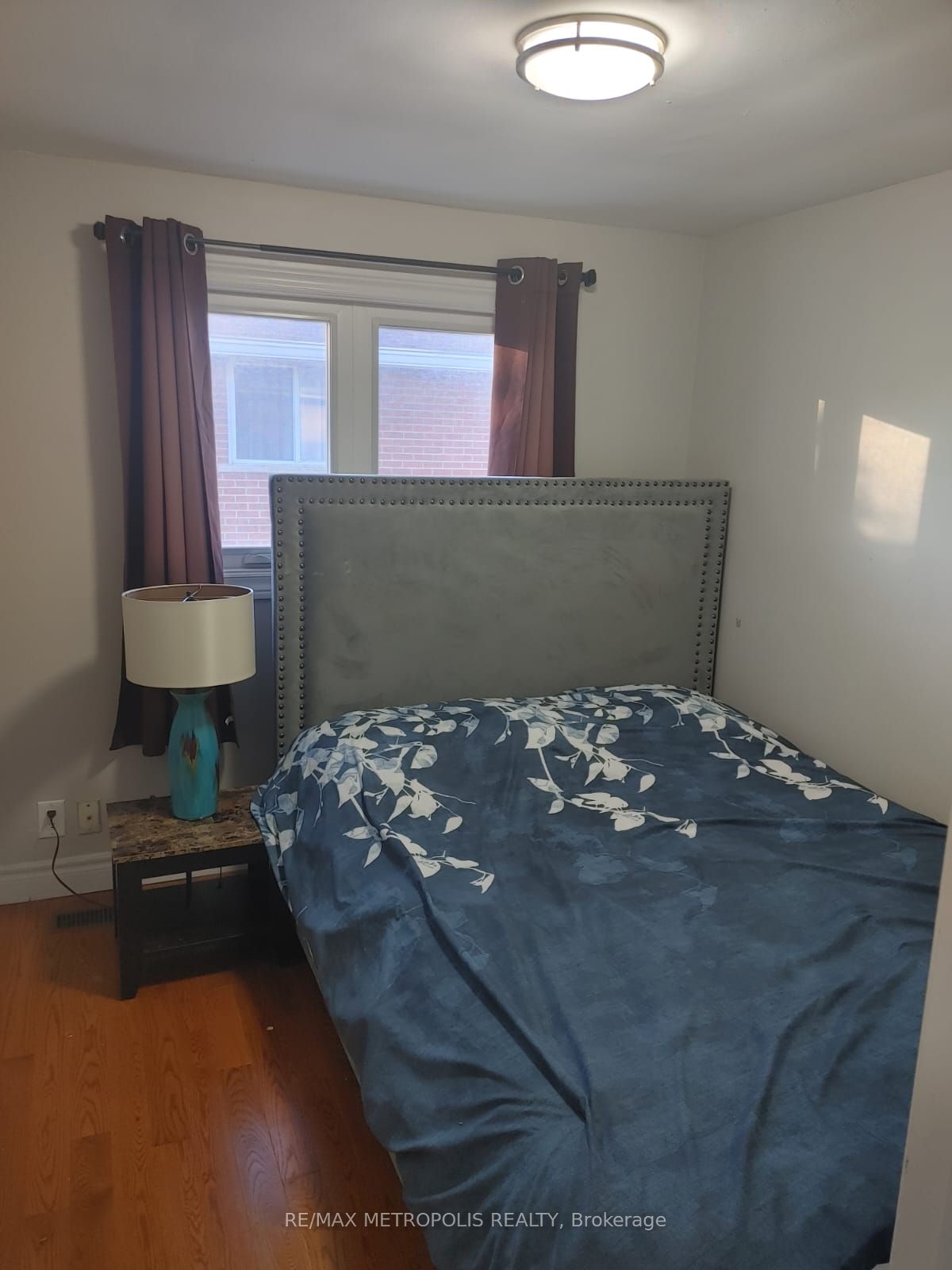 1098 Cedar Street Property Photo 3