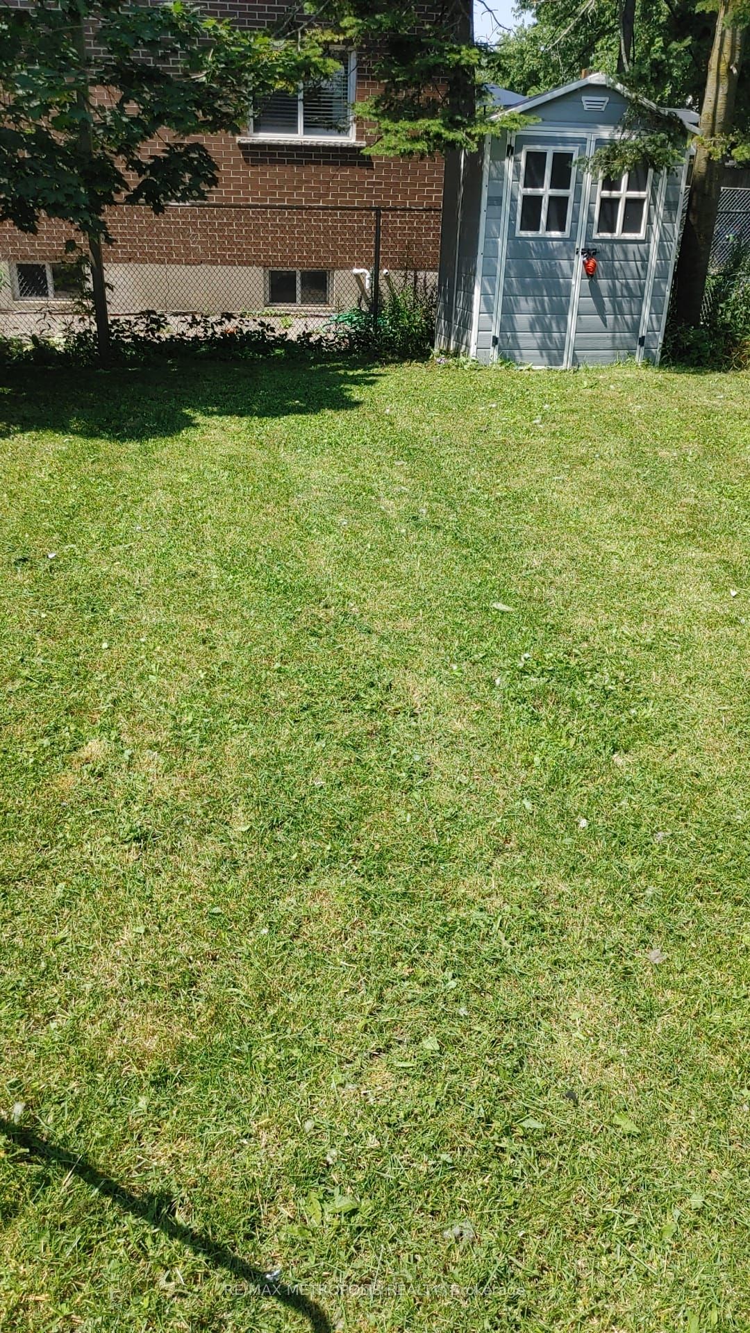1098 Cedar Street Property Photo 10