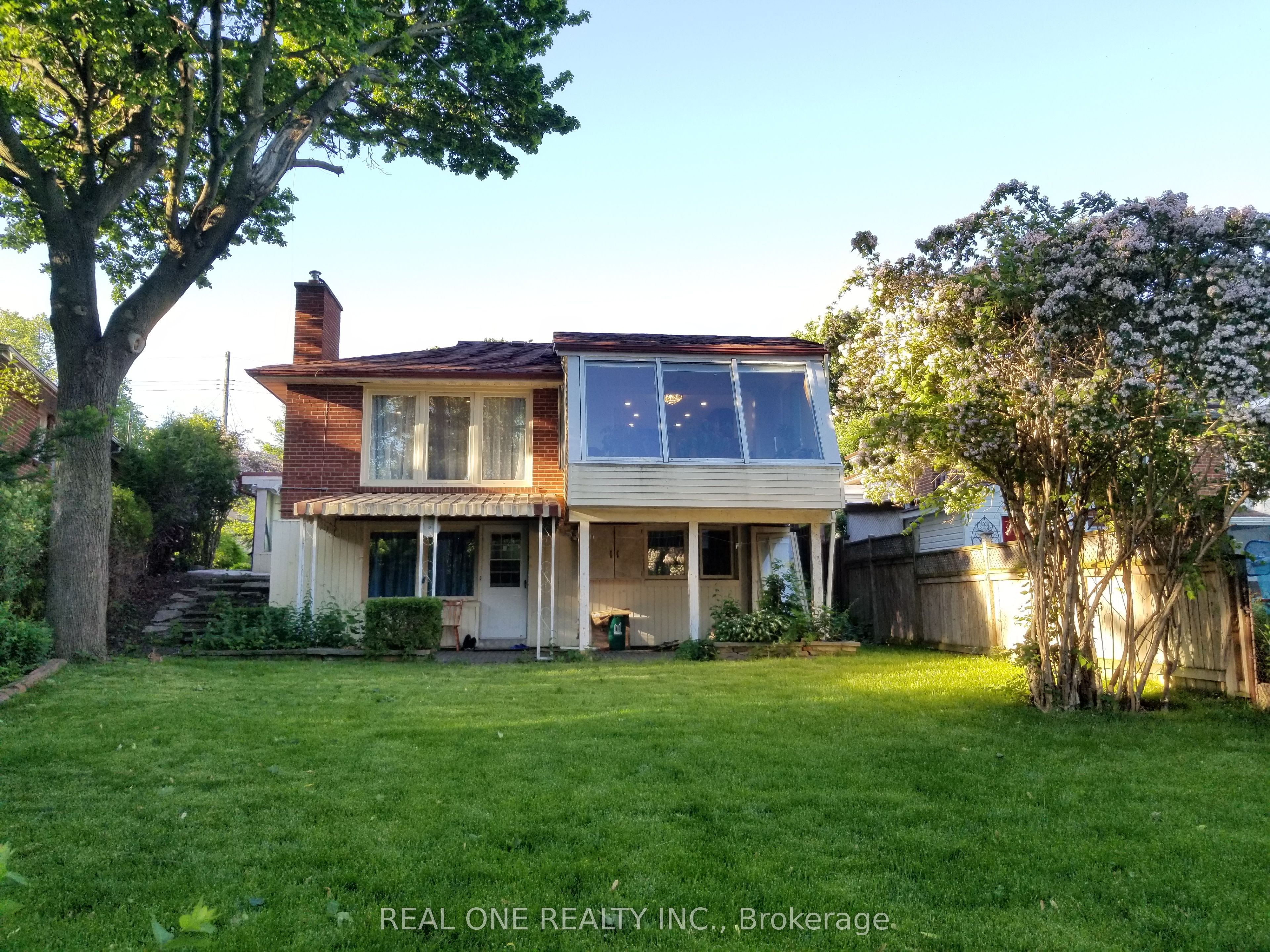 26 Applefield Drive Property Photo 4