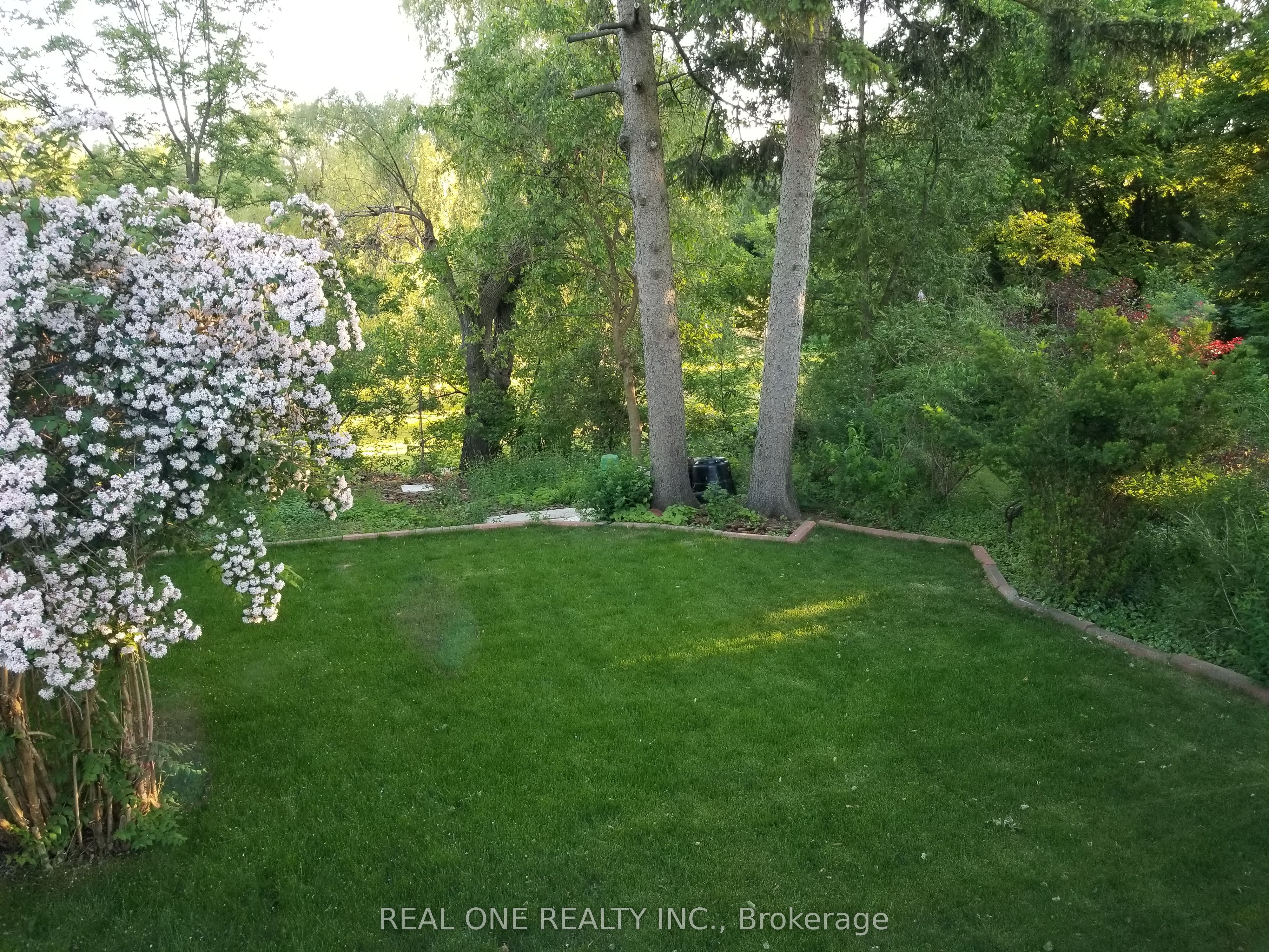 26 Applefield Drive Property Photo 5