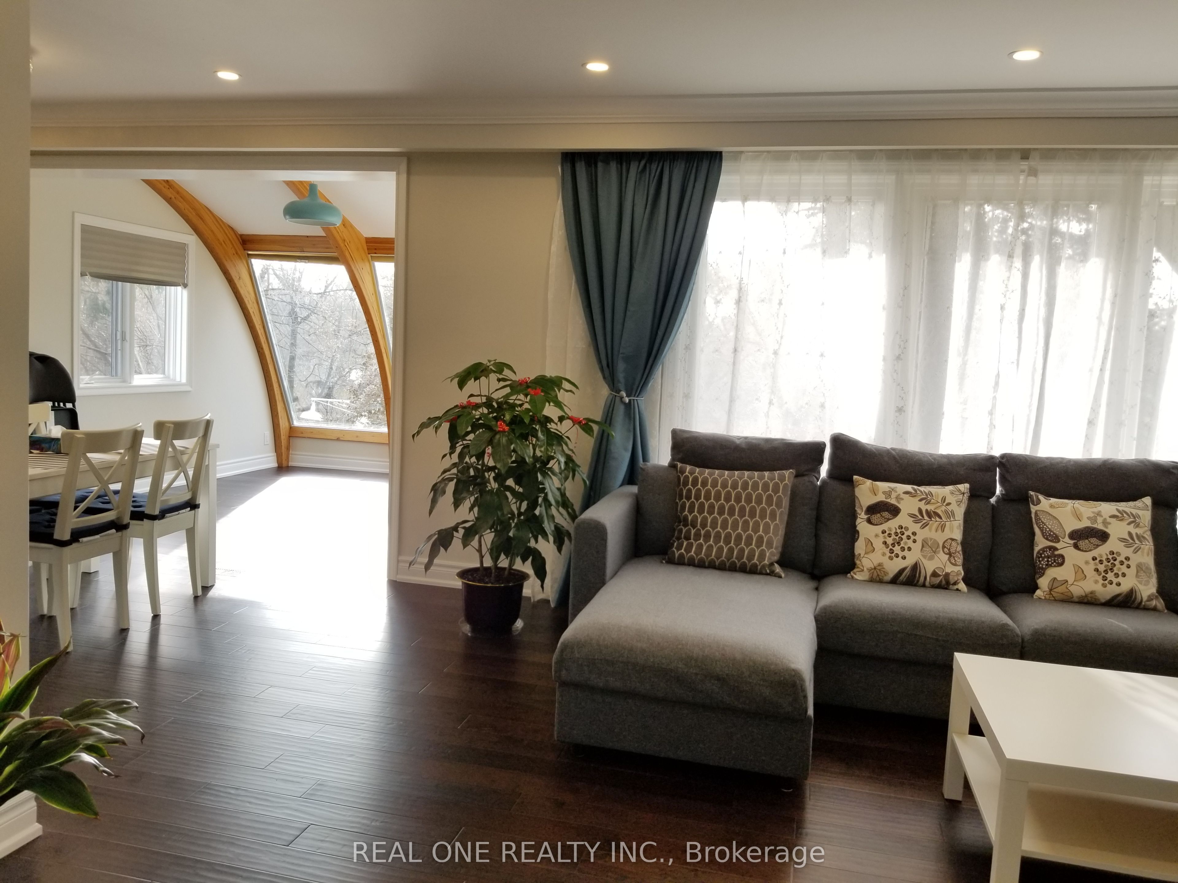 26 Applefield Drive Property Photo 11