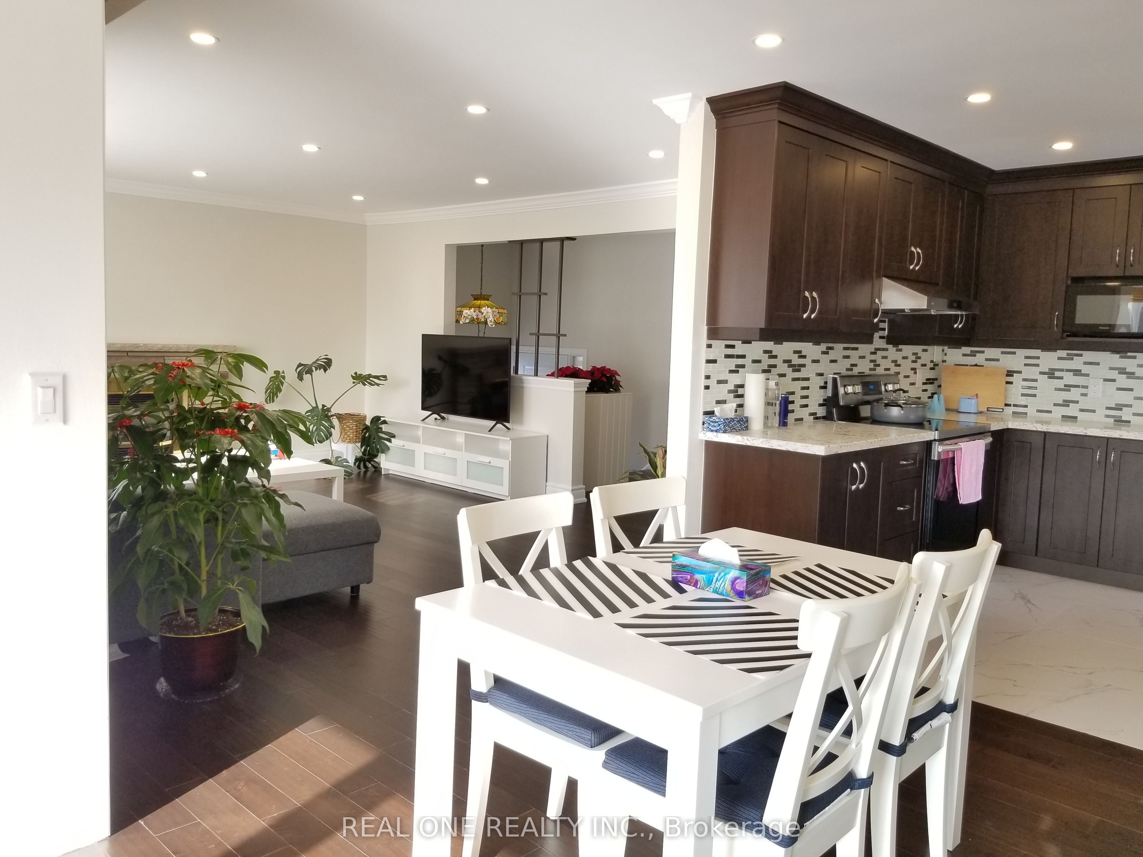 26 Applefield Drive Property Photo 16