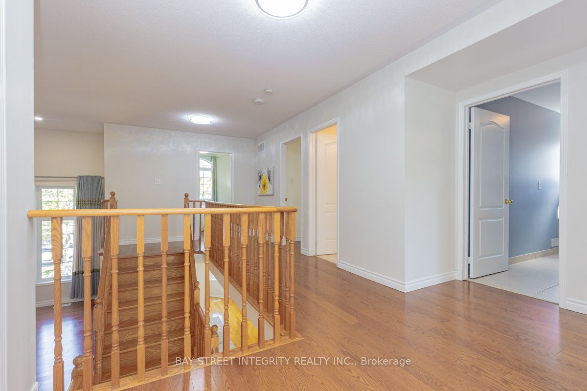 17 Weston Crescent Property Photo 21