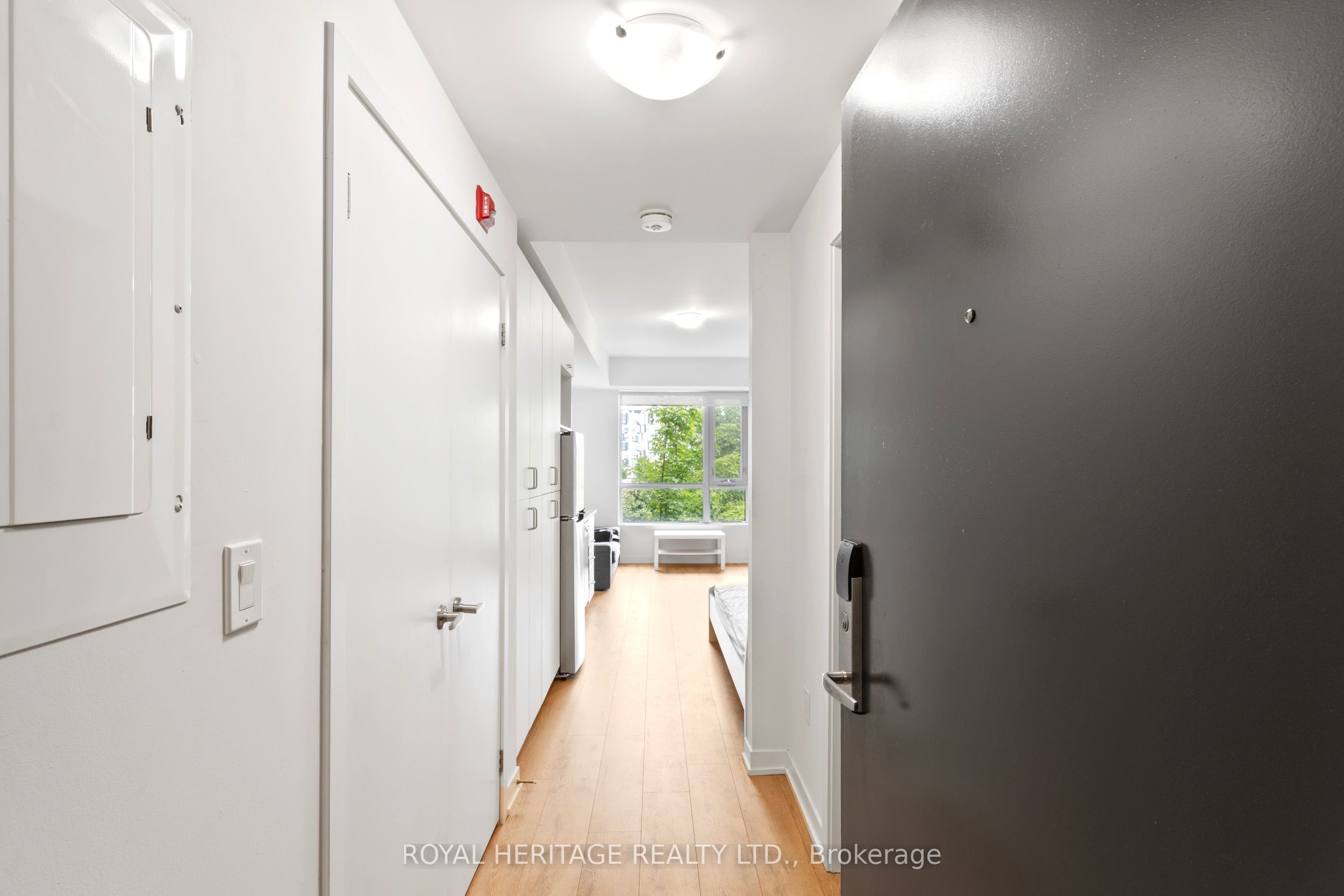1800 Simcoe Street N 307 Property Photo 2