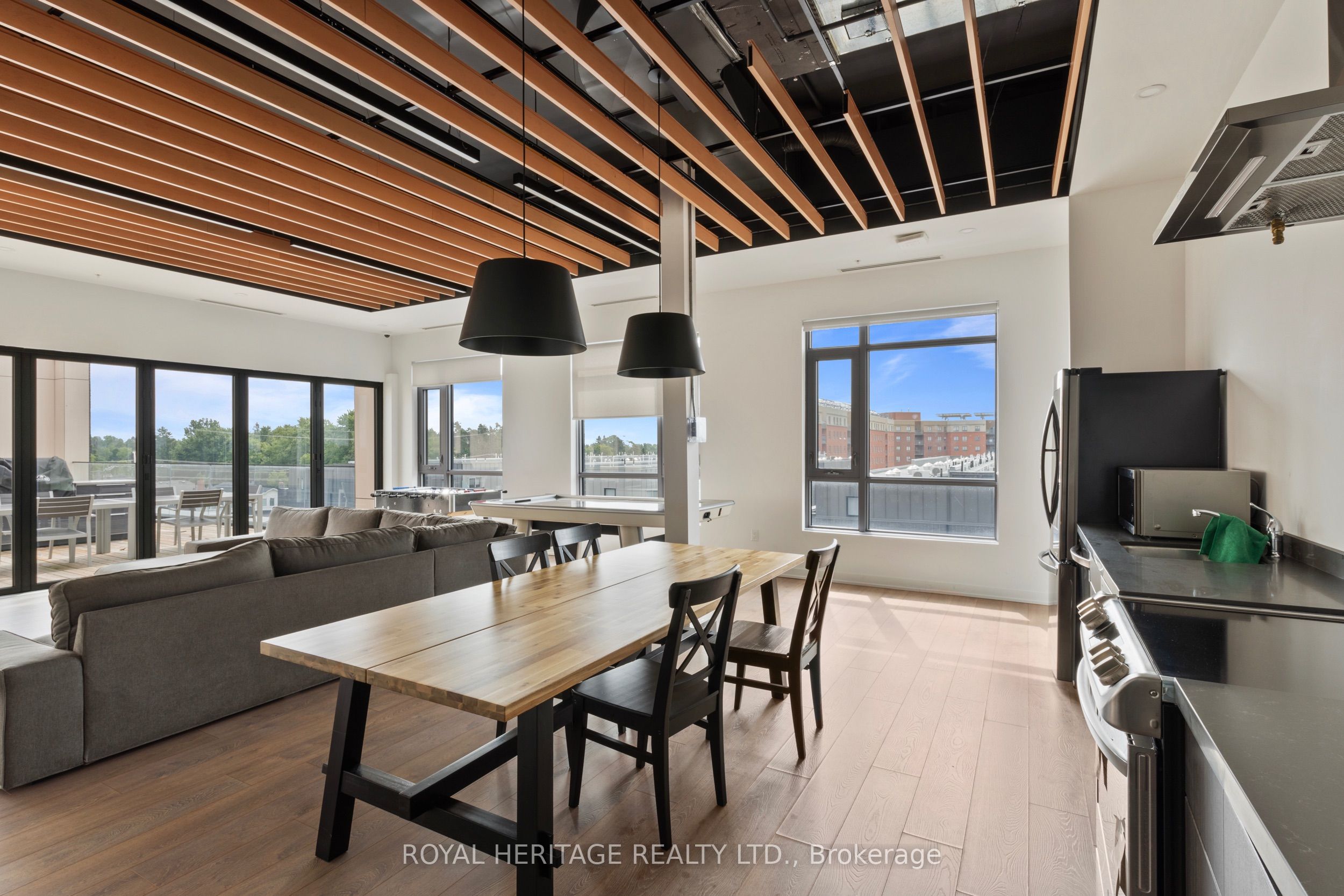 1800 Simcoe Street N 307 Property Photo 15
