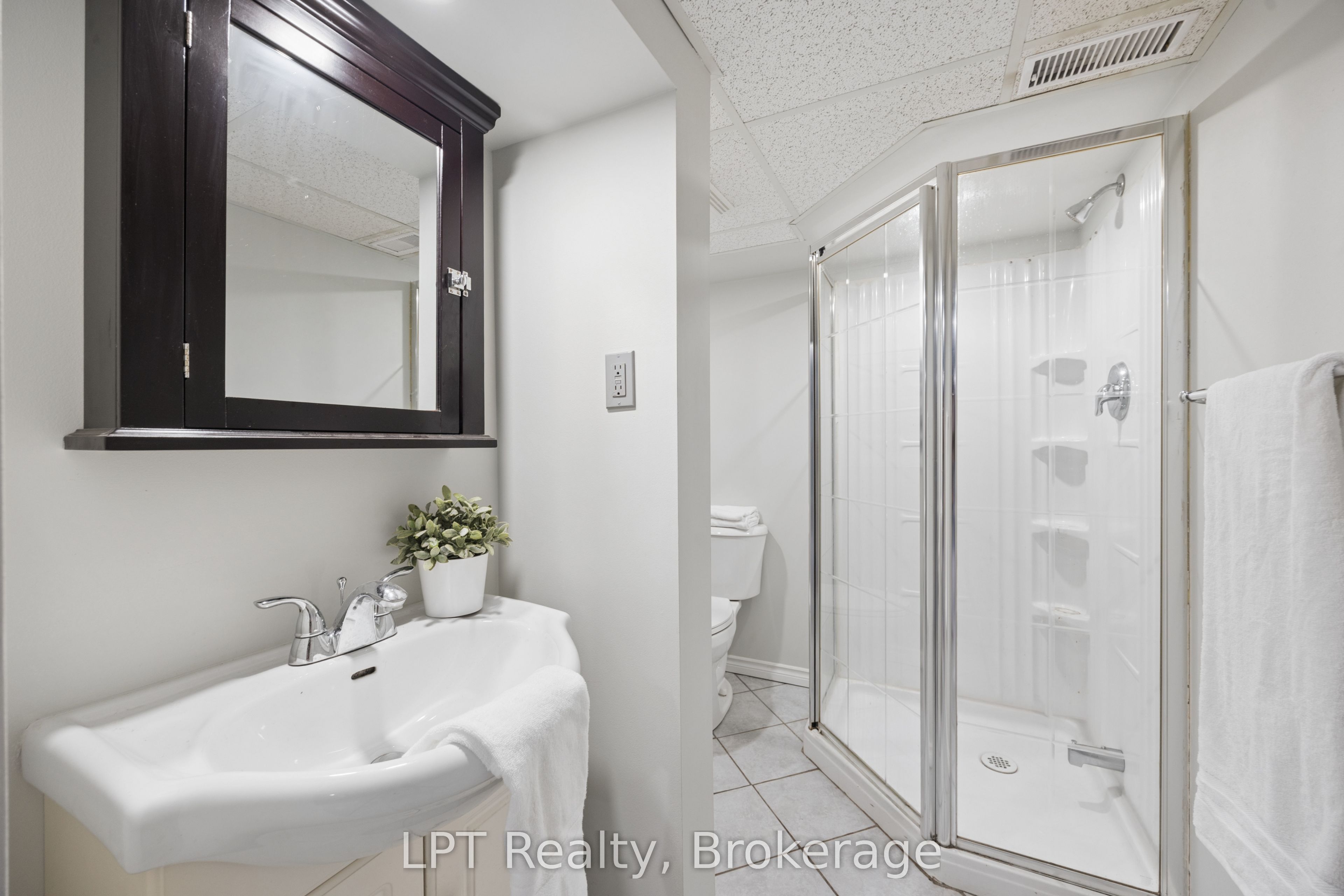 178 Sandringham Drive Property Photo 31