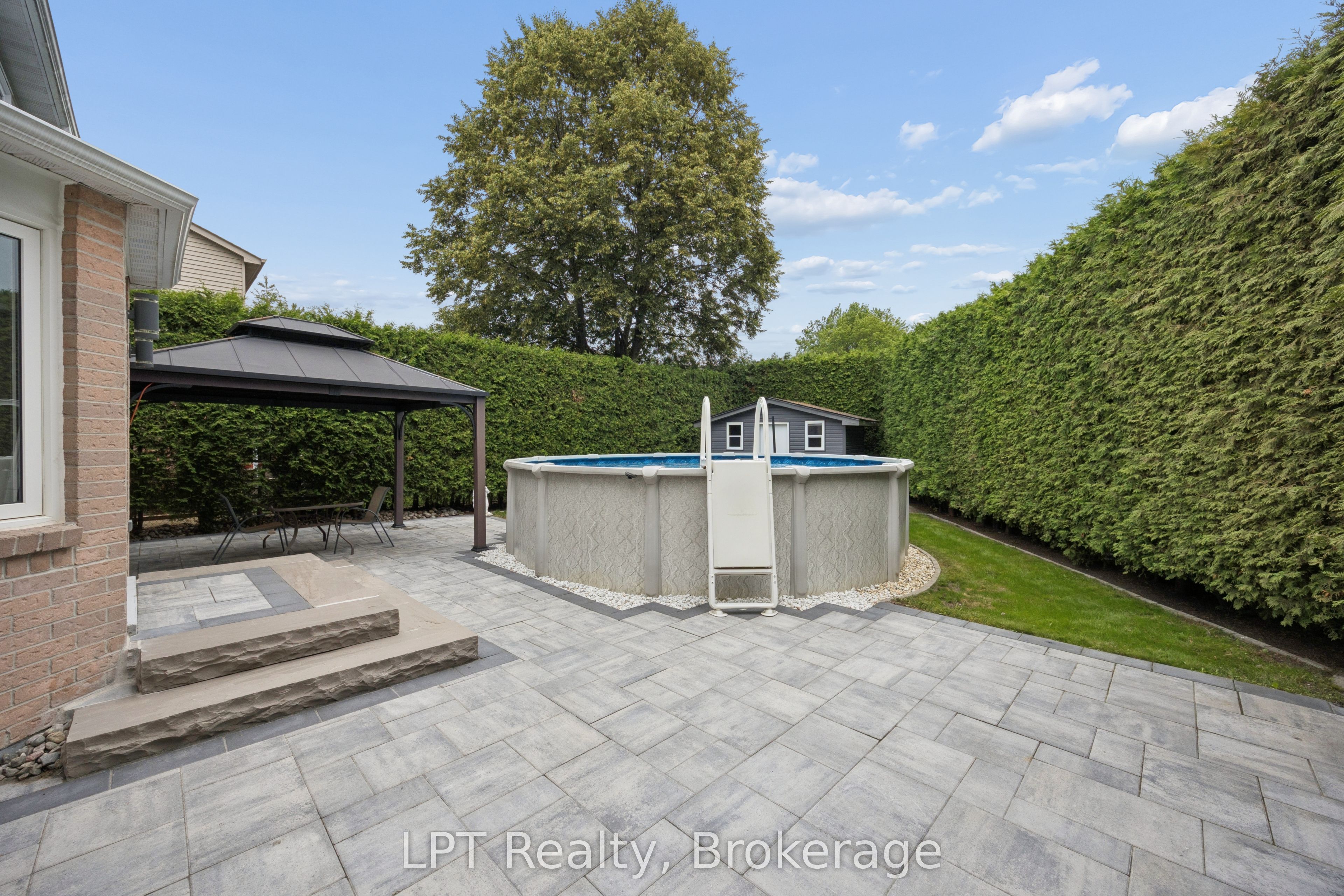 178 Sandringham Drive Property Photo 36