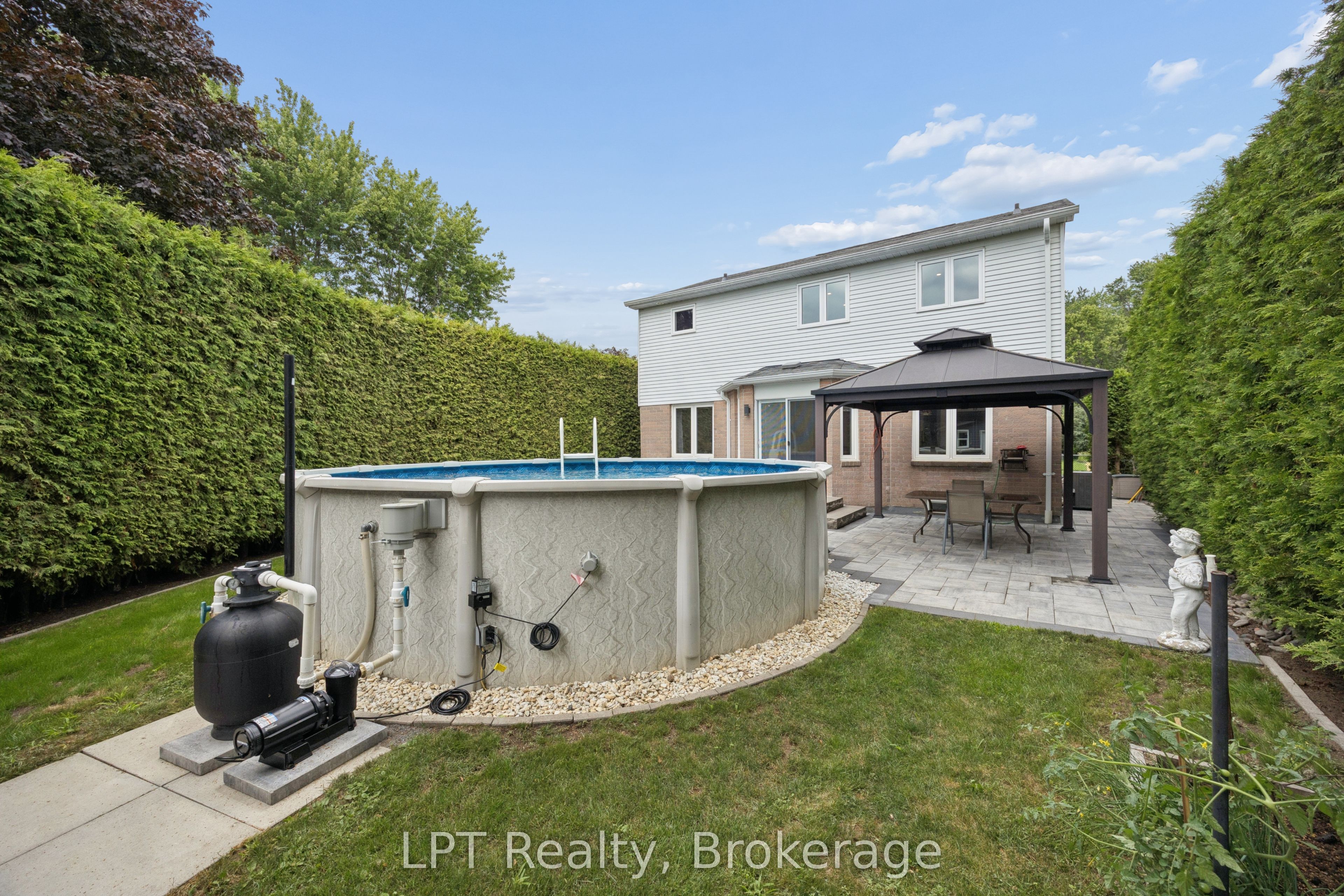 178 Sandringham Drive Property Photo 39
