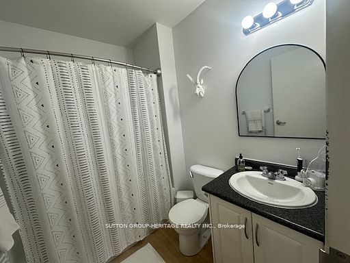 19.5 King Street W 1 Property Photo 6