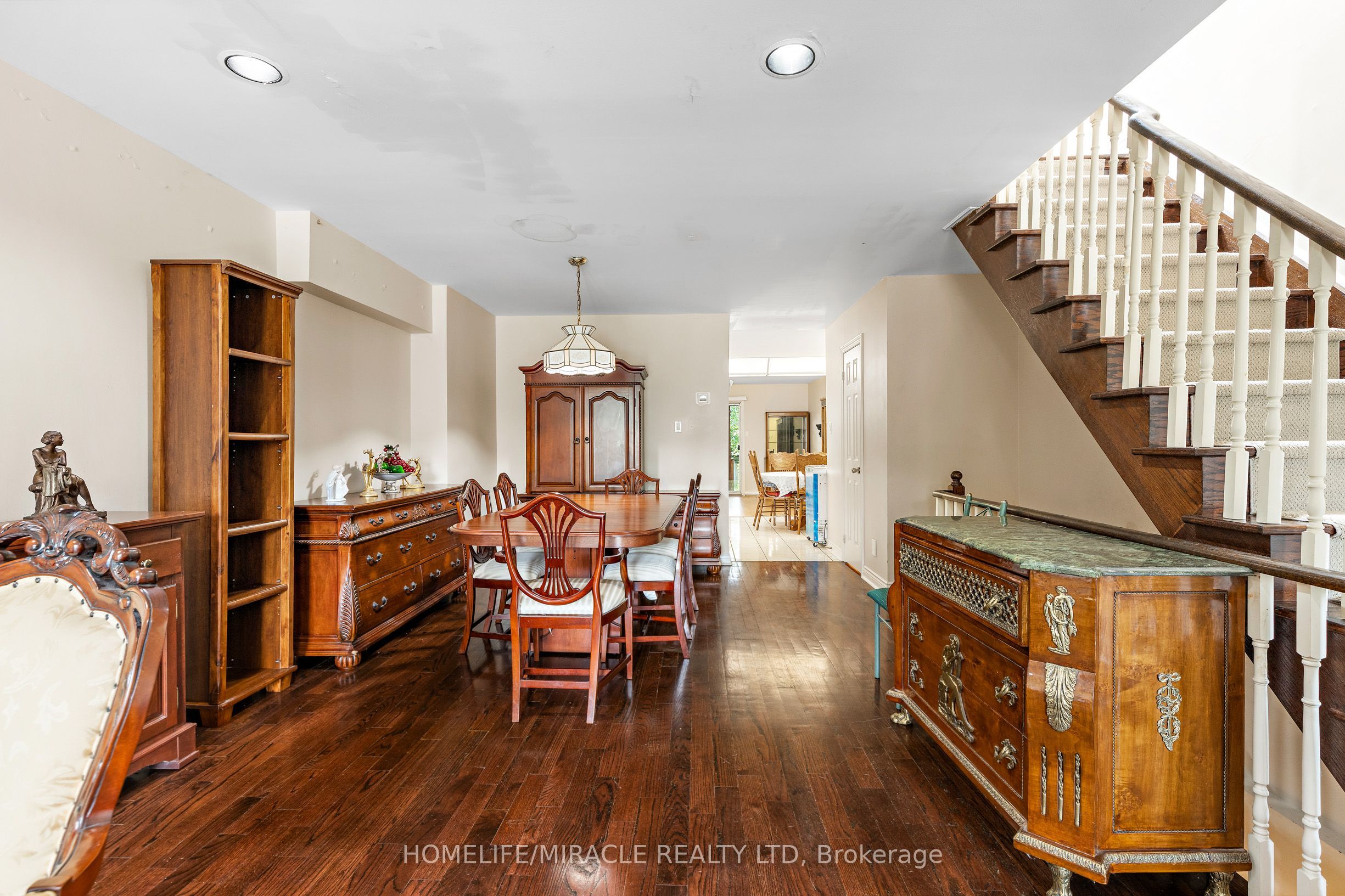 33 Torrens Avenue Property Photo 4