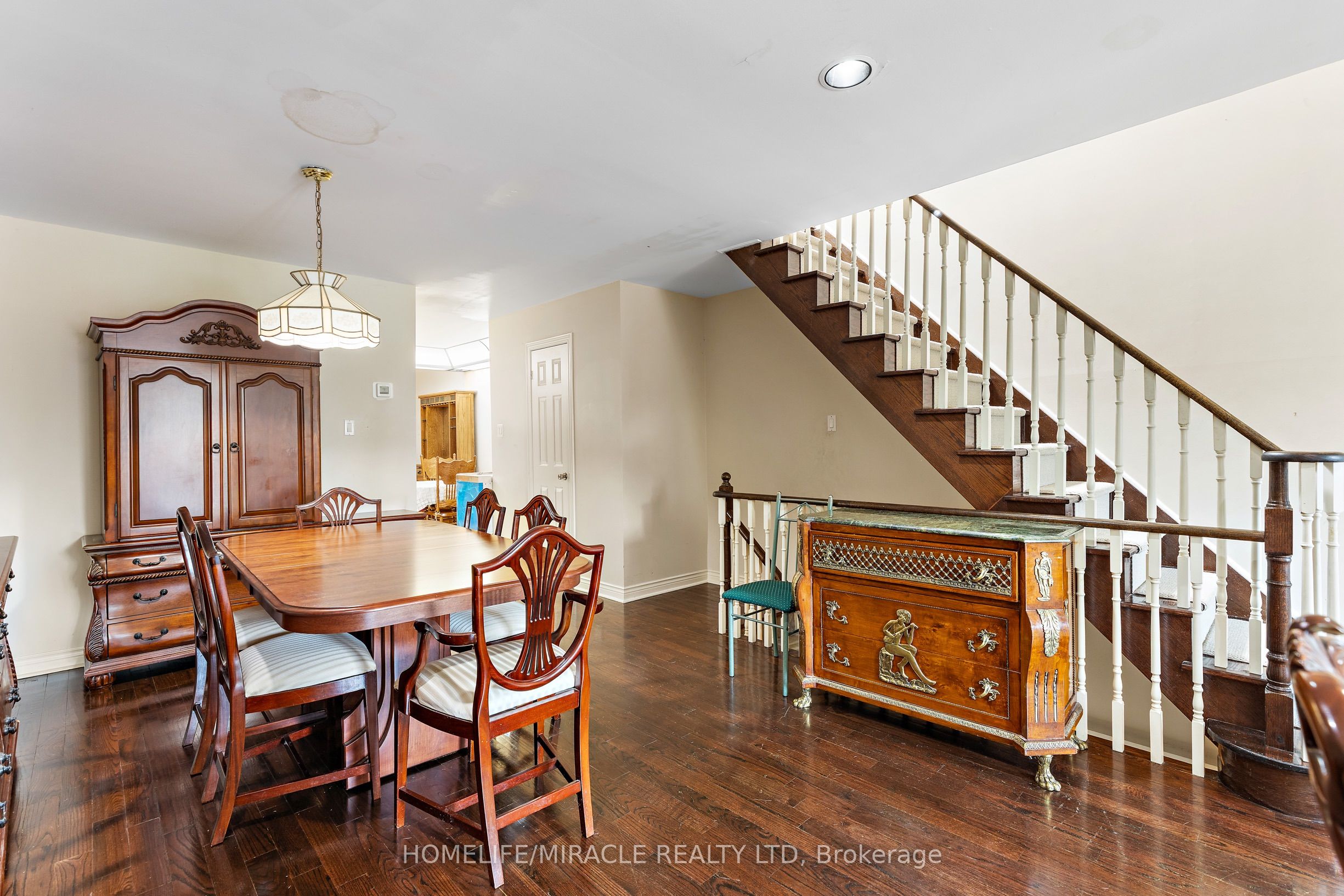 33 Torrens Avenue Property Photo 10