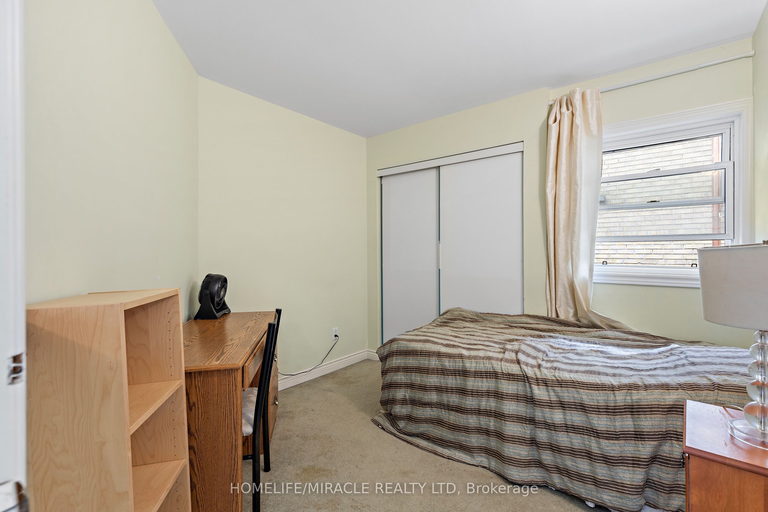 33 Torrens Avenue Property Photo 13