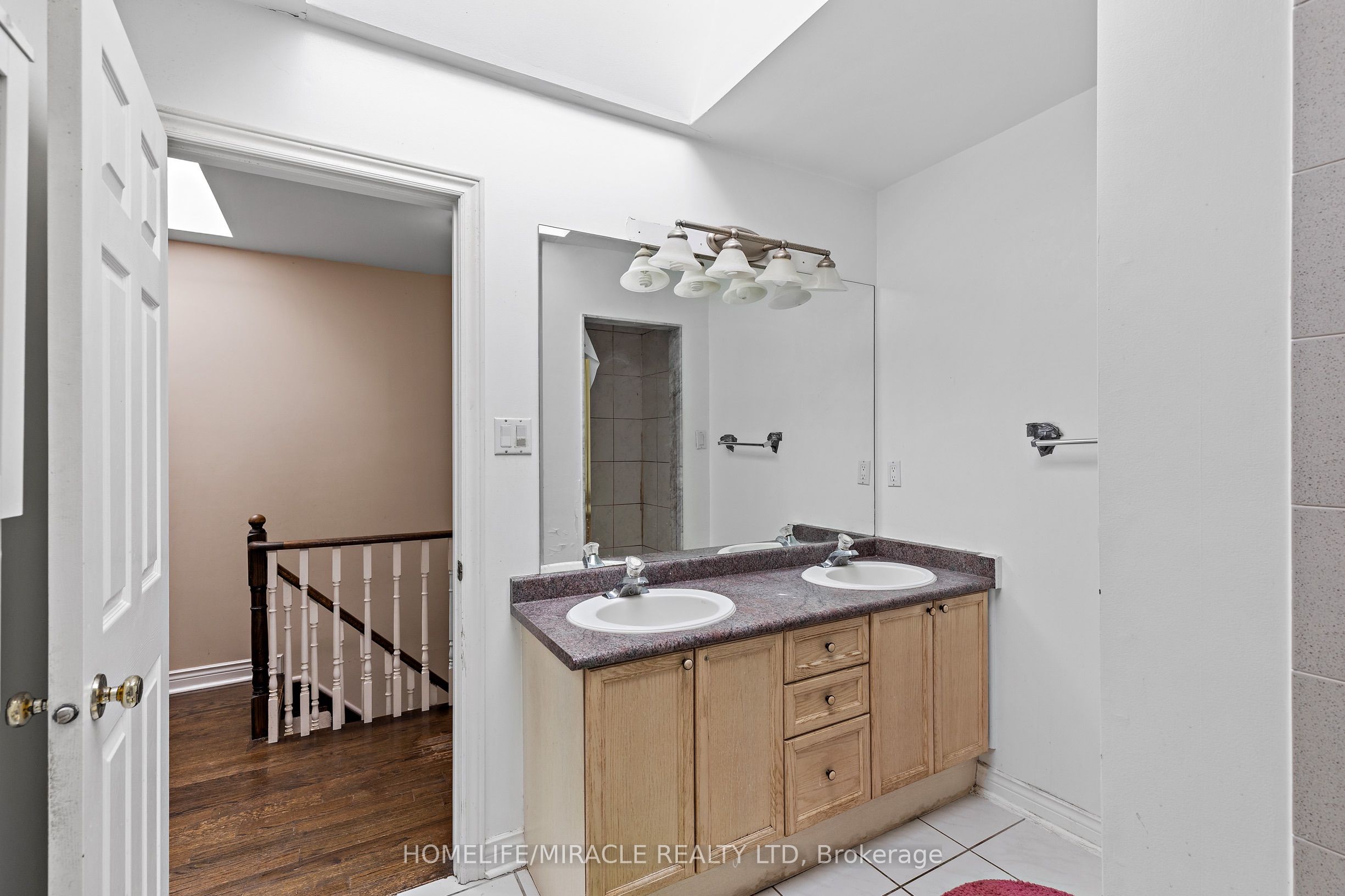 33 Torrens Avenue Property Photo 16