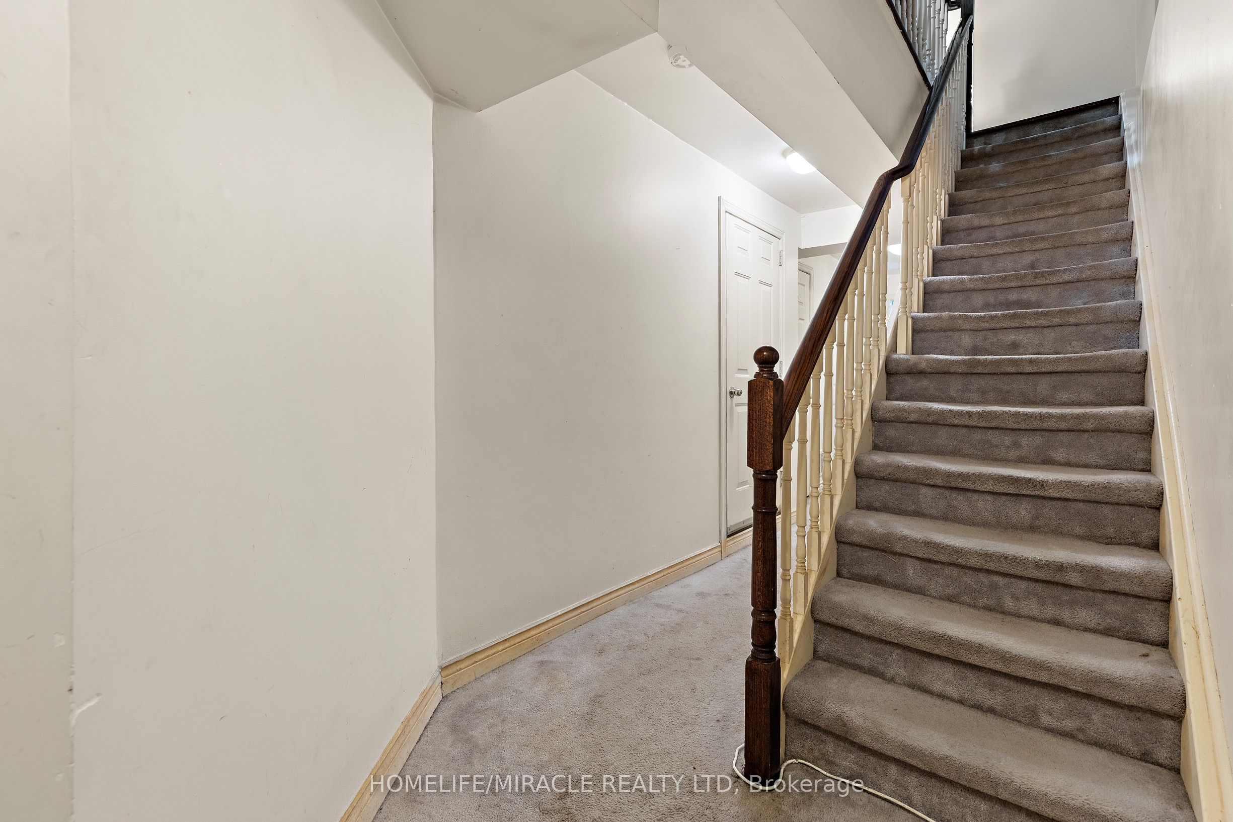 33 Torrens Avenue Property Photo 18