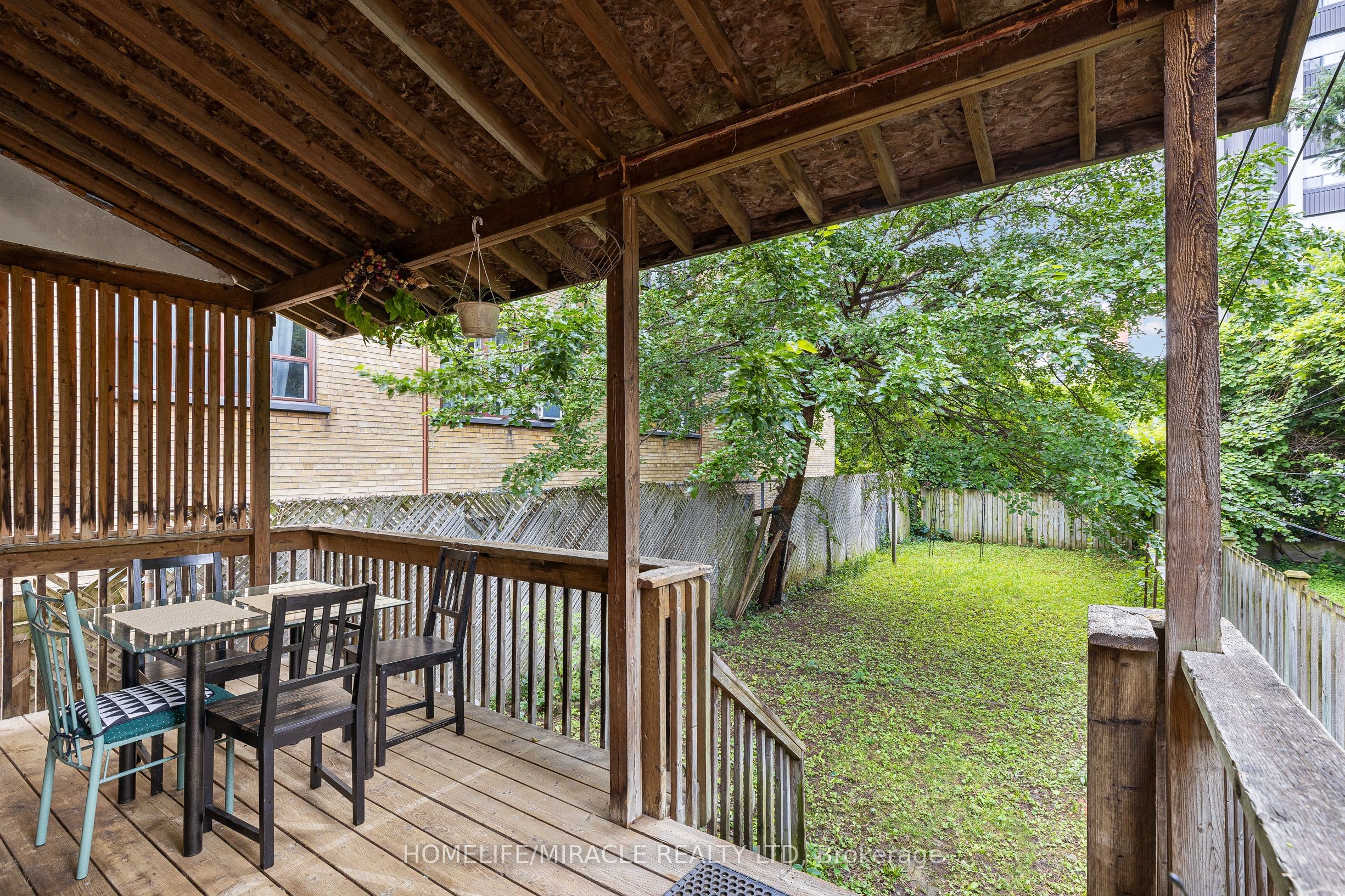 33 Torrens Avenue Property Photo 25