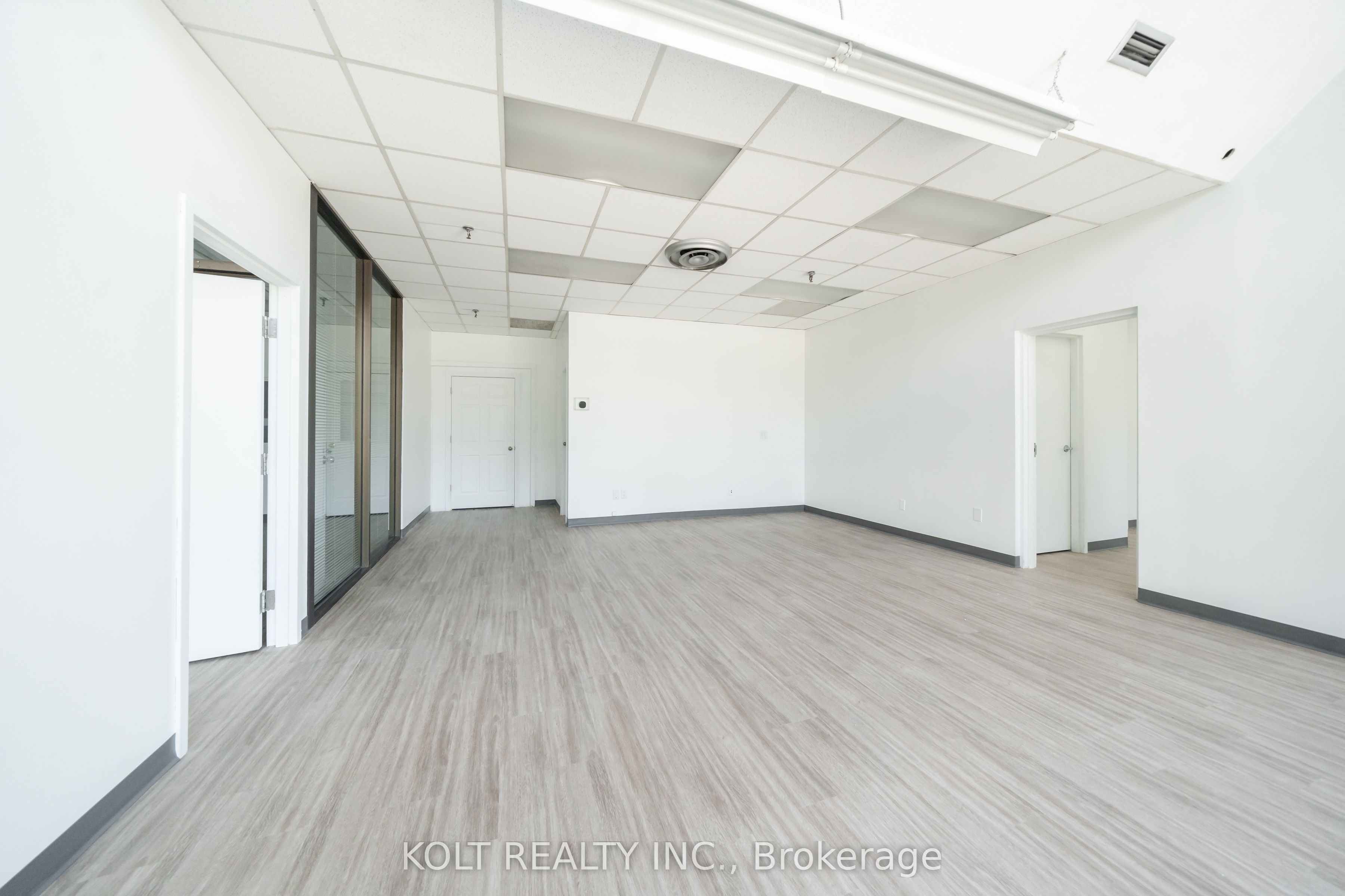 66 Novopharm Court Property Photo 3