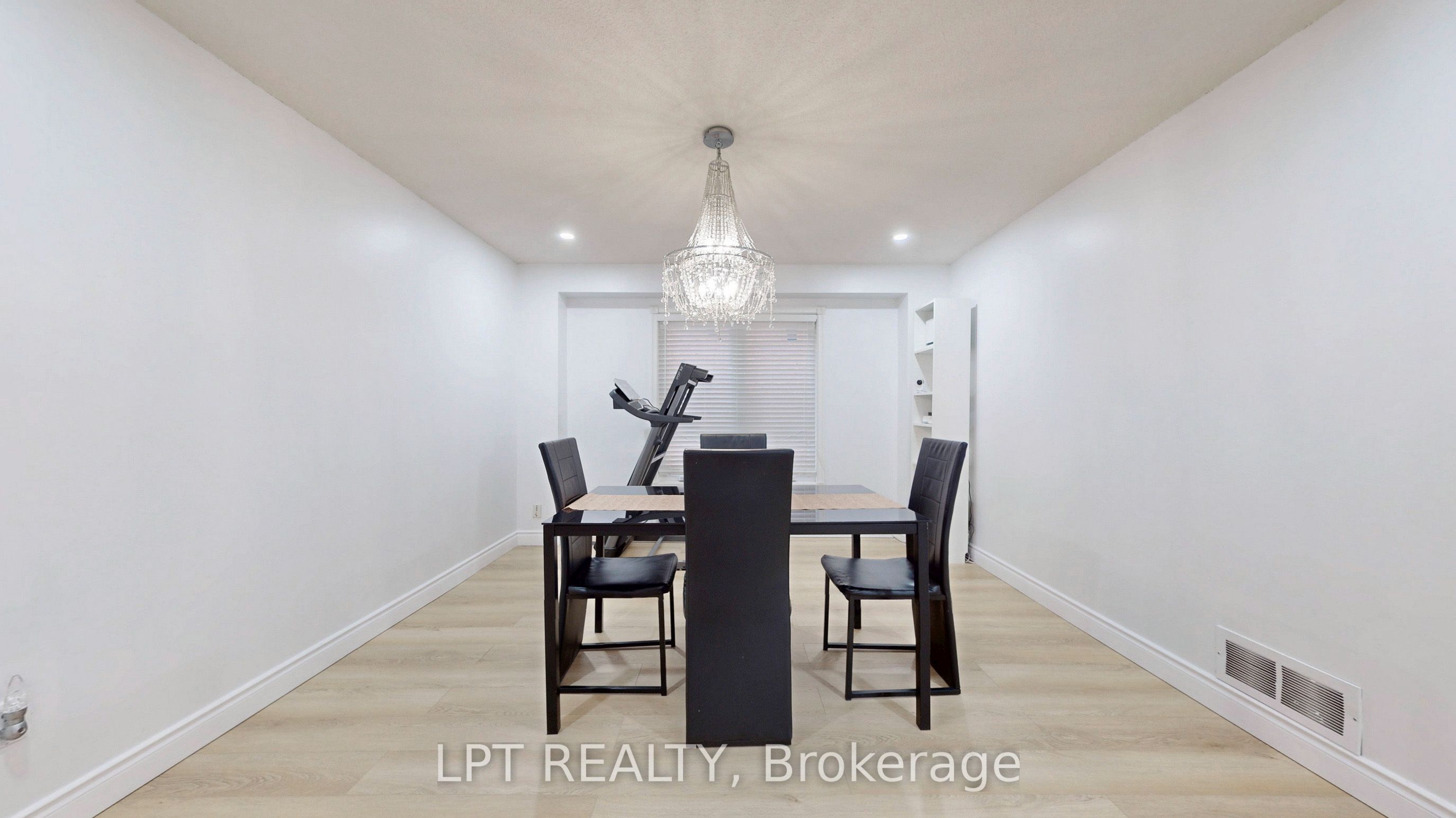 17 Glenheather Terrace Main Property Photo 9