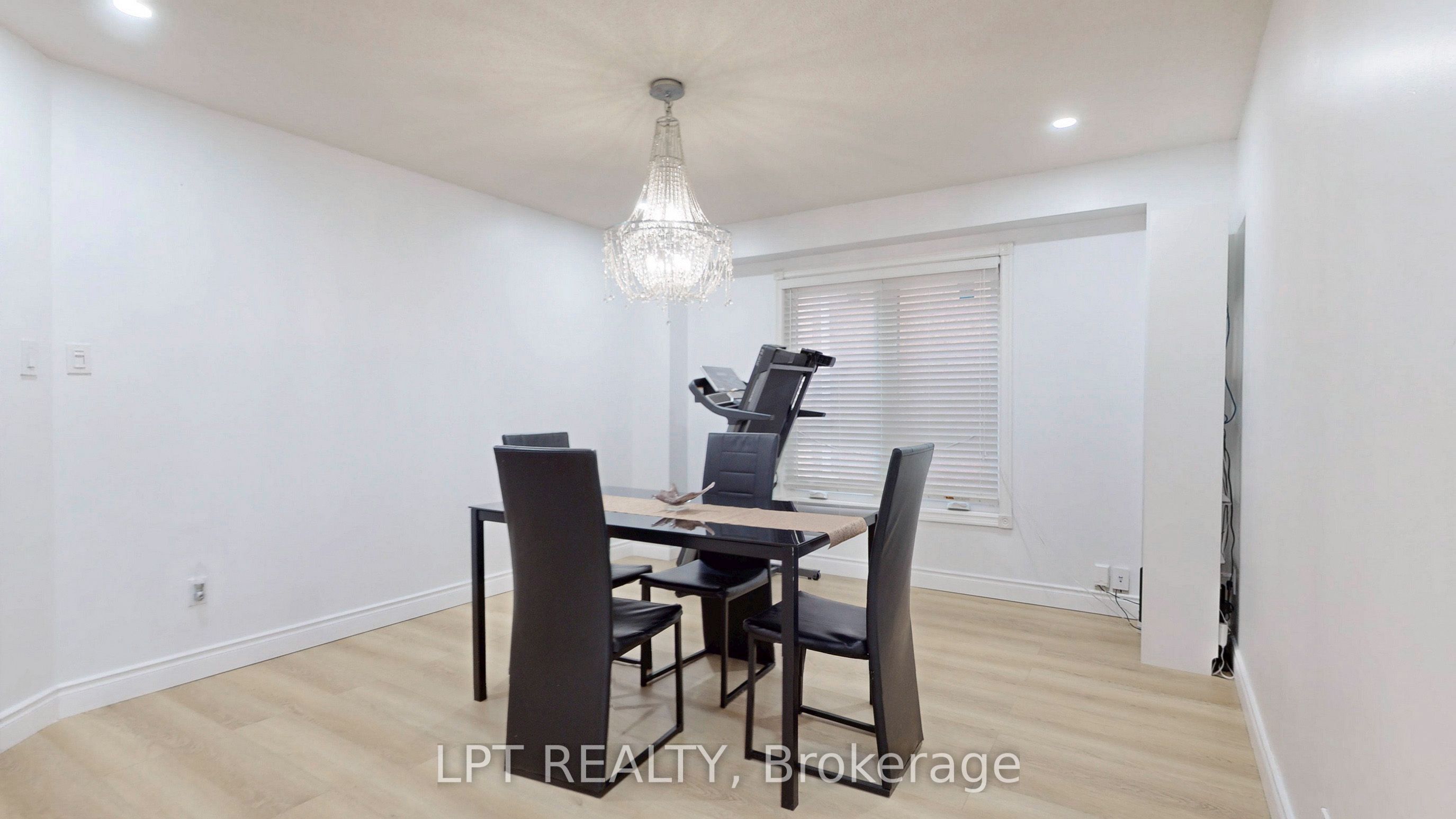 17 Glenheather Terrace Main Property Photo 10