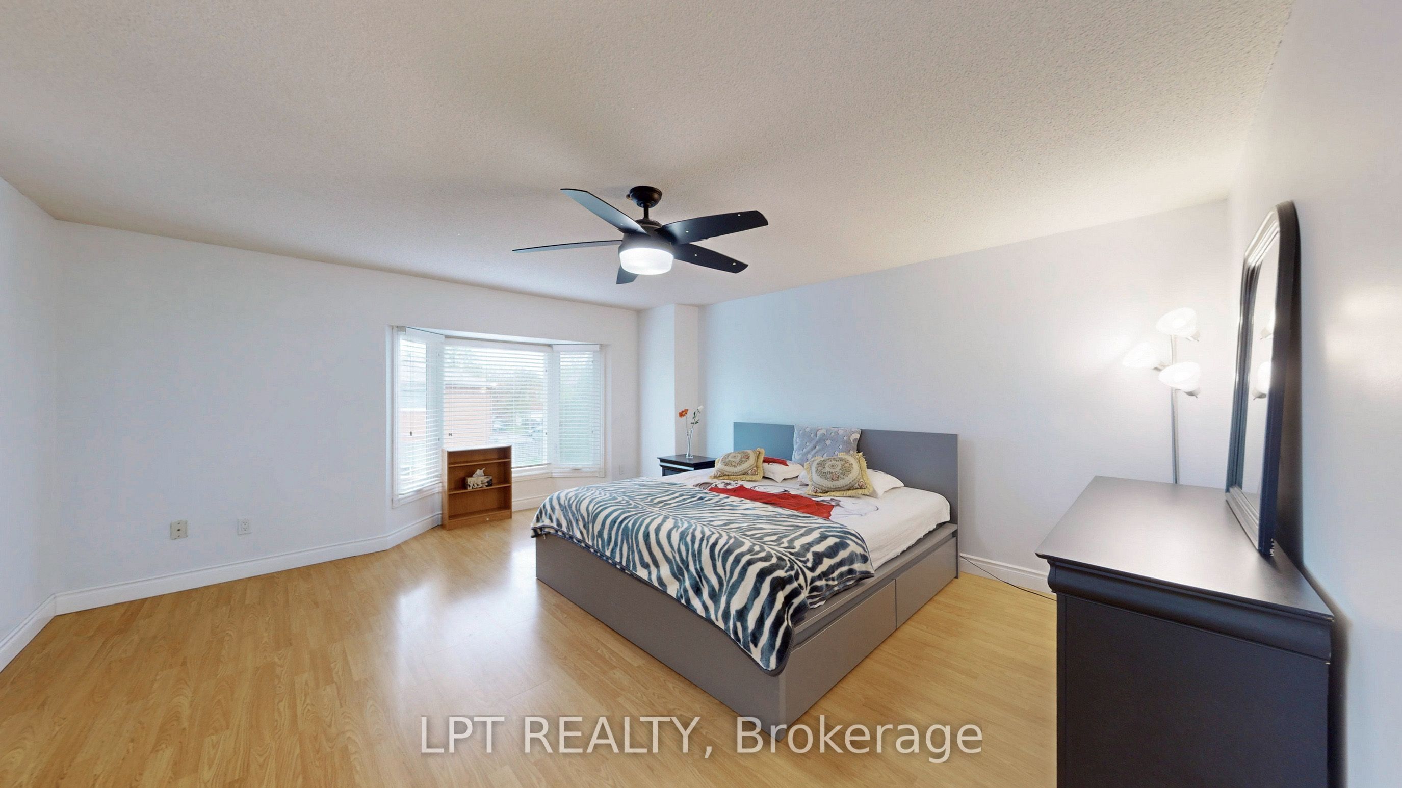 17 Glenheather Terrace Main Property Photo 29