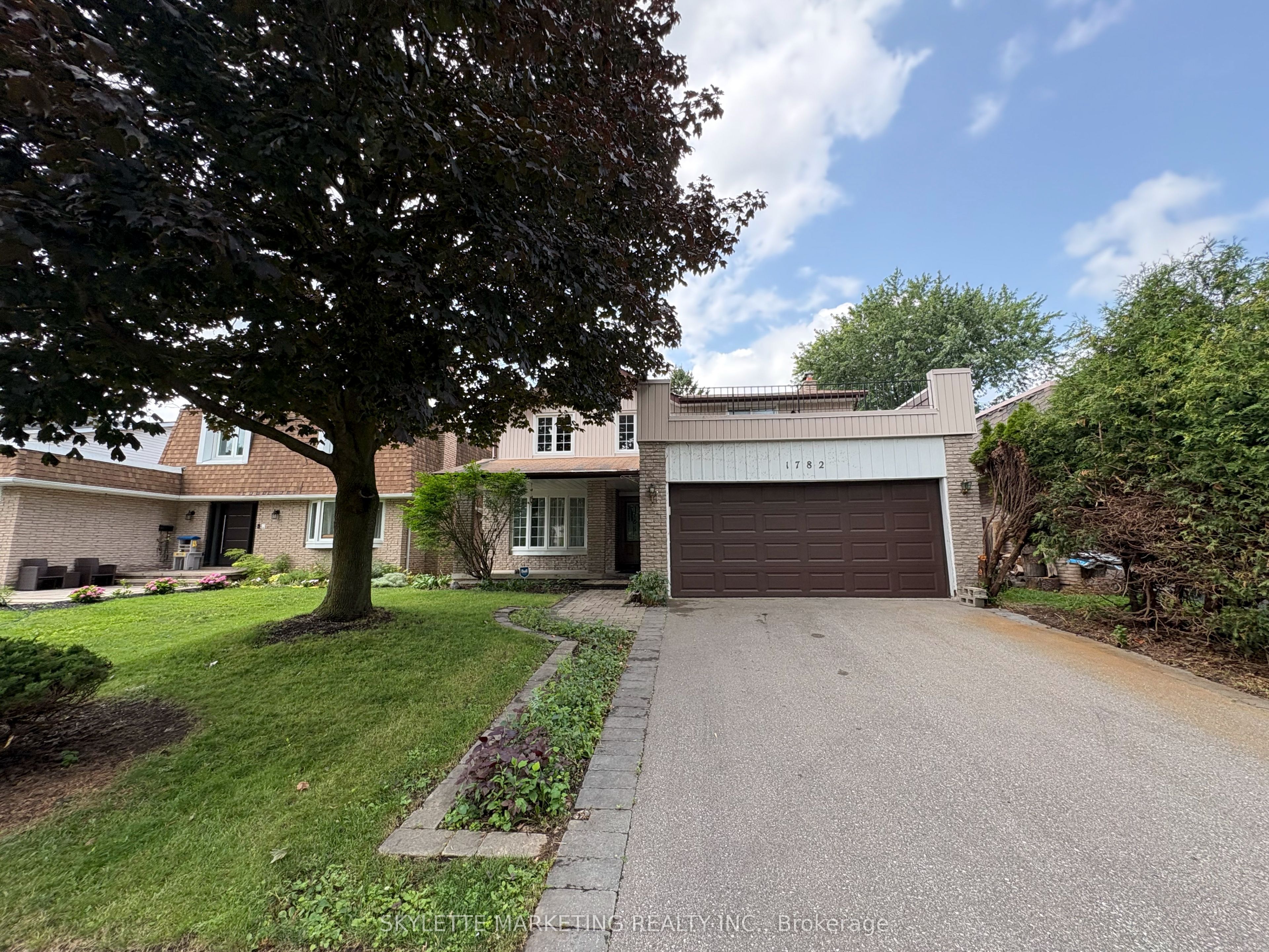 1782 Meadowview Avenue Property Photo 1