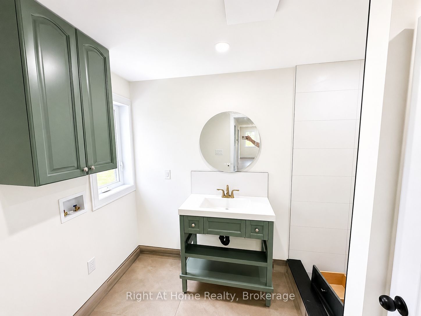 2885 Altona Road 2 Property Photo 9