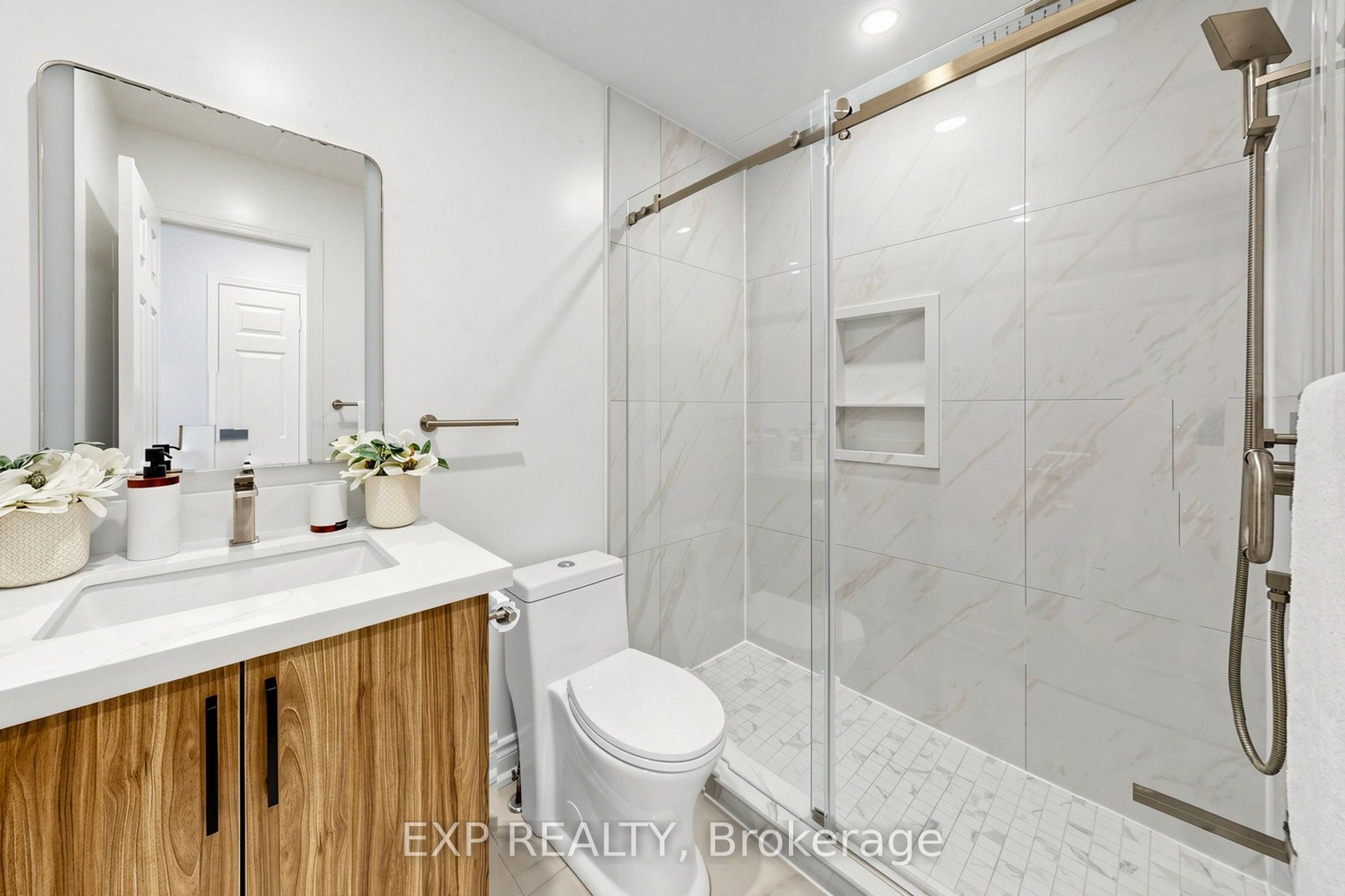 106 Smales Drive Property Photo 23
