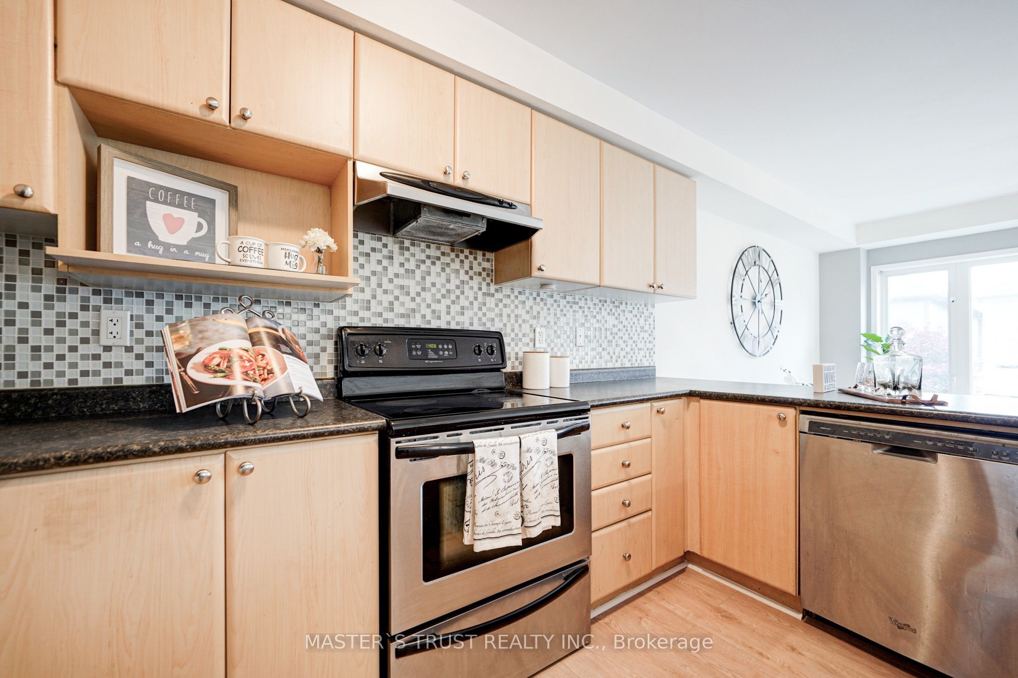 55 Bettina Place Property Photo 6