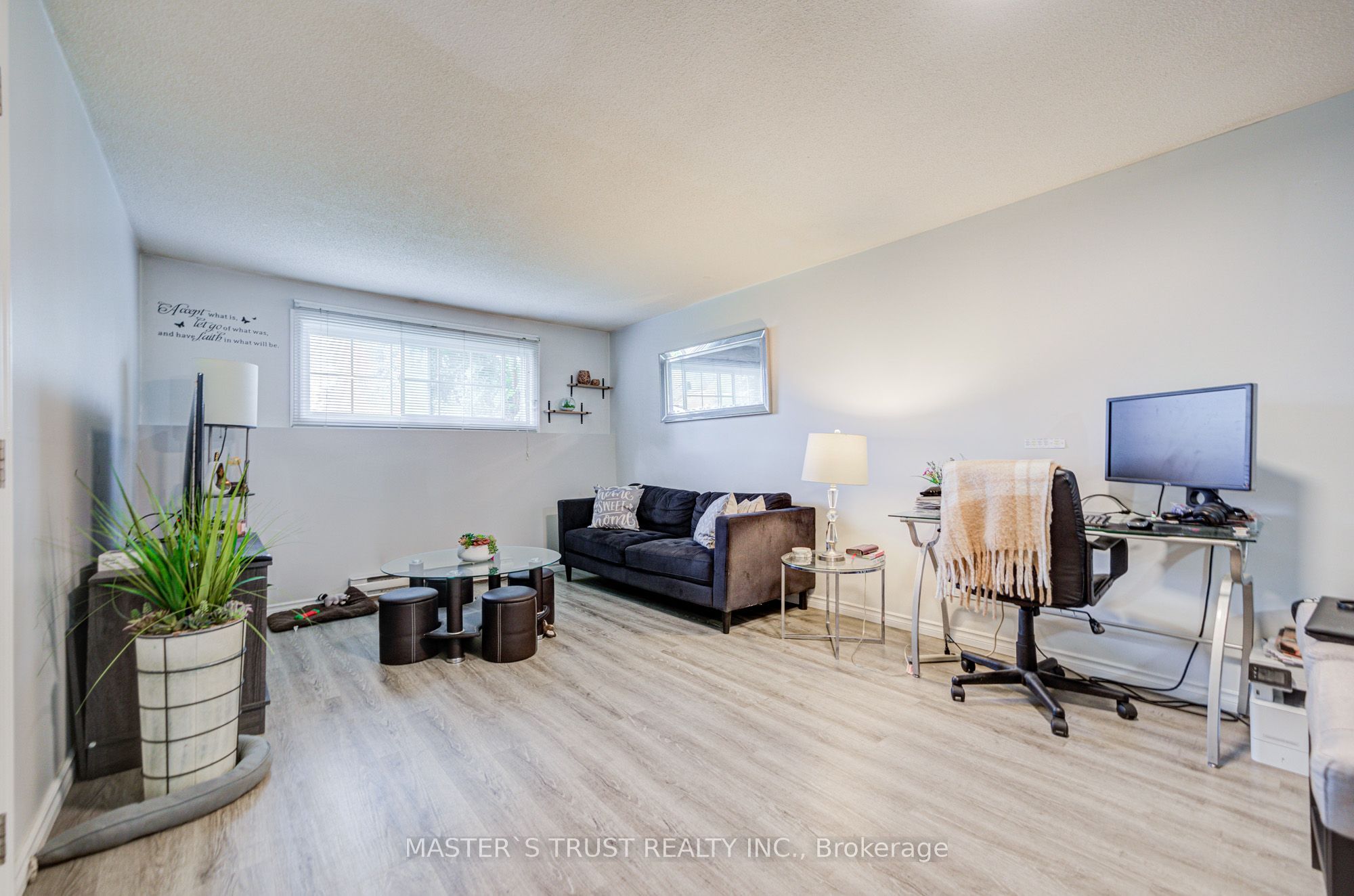 1179 Simcoe Street S Unit 2 Property Photo 5