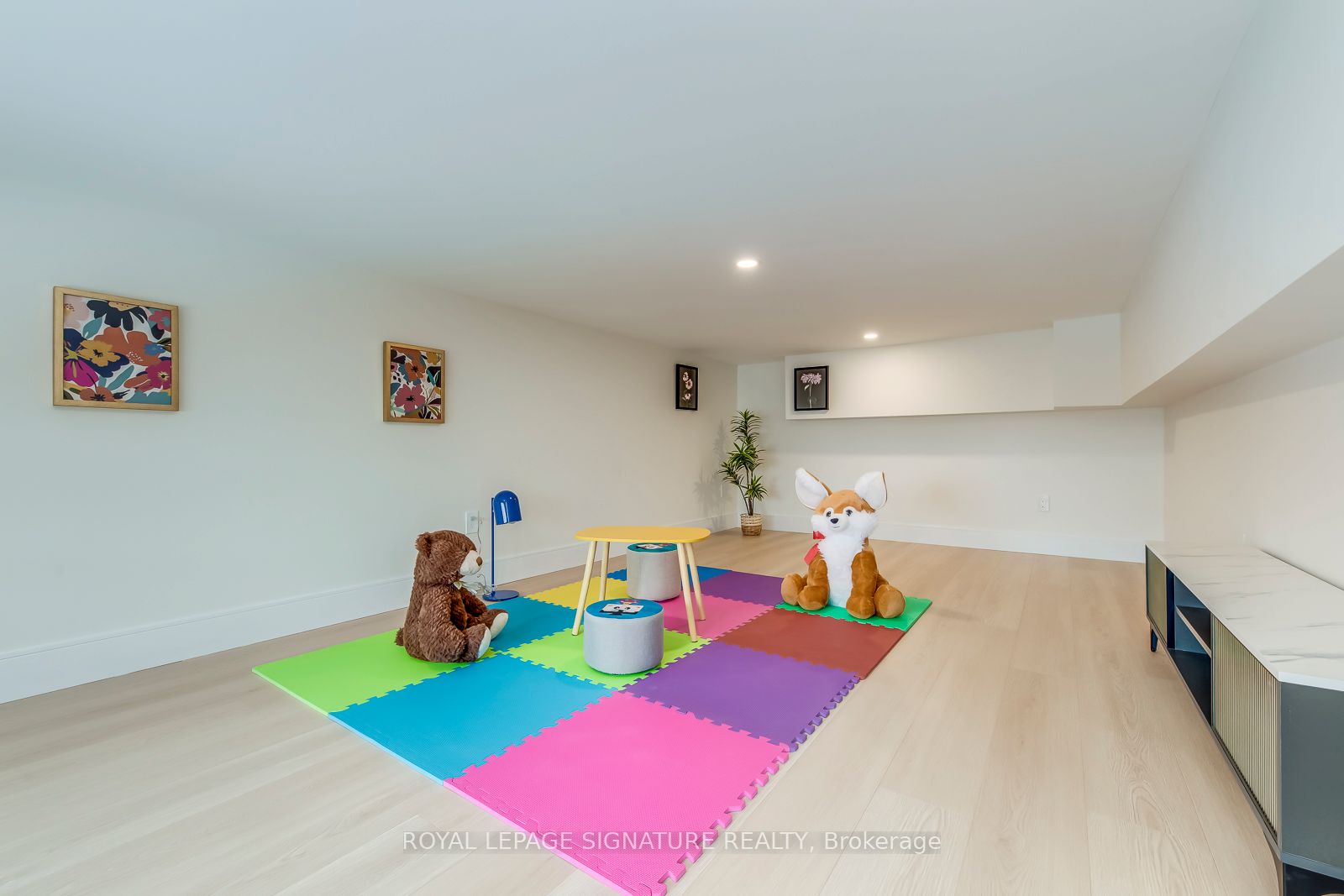 24 Merritt Road Property Photo 38