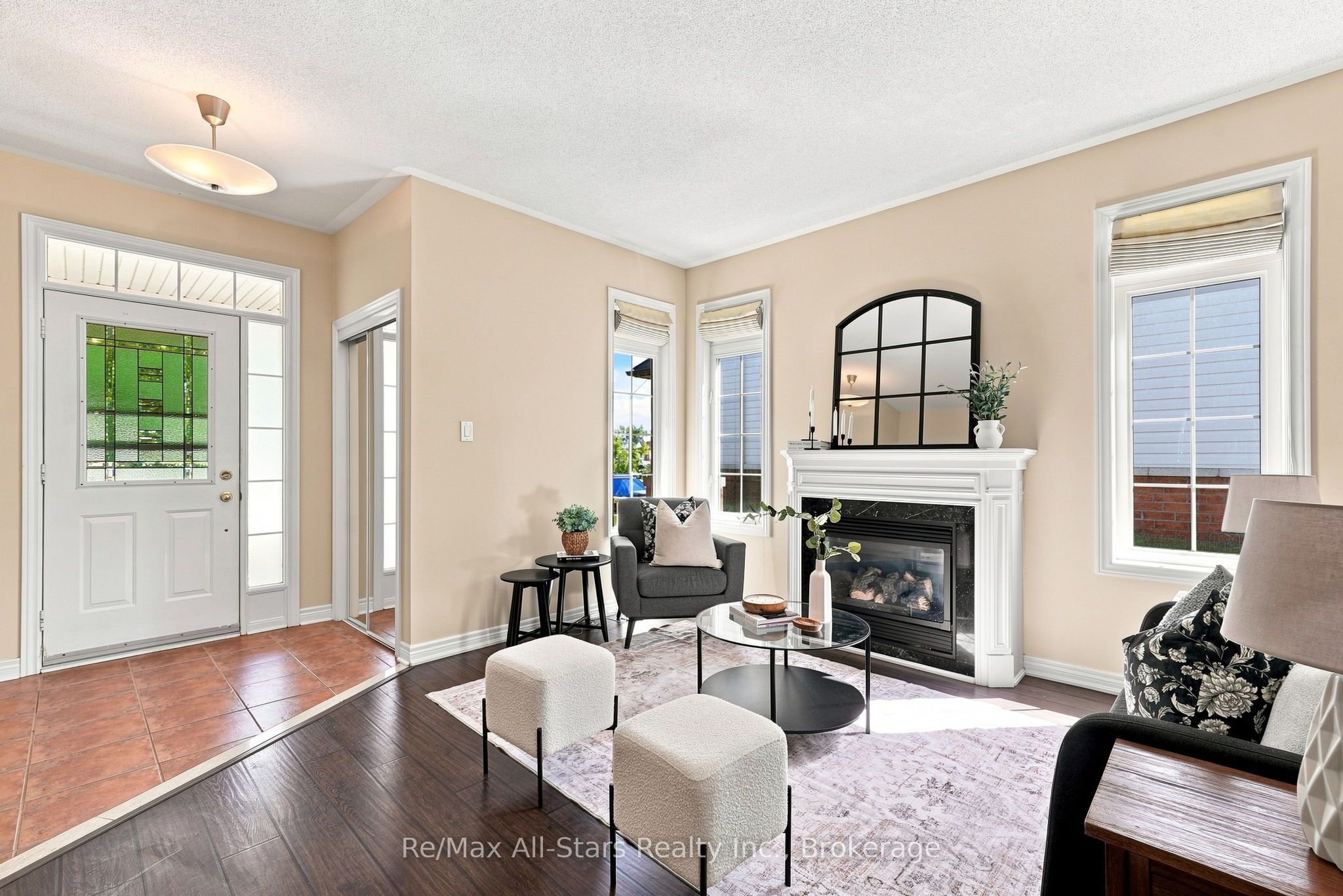 90 Roseborough Drive Property Photo 8