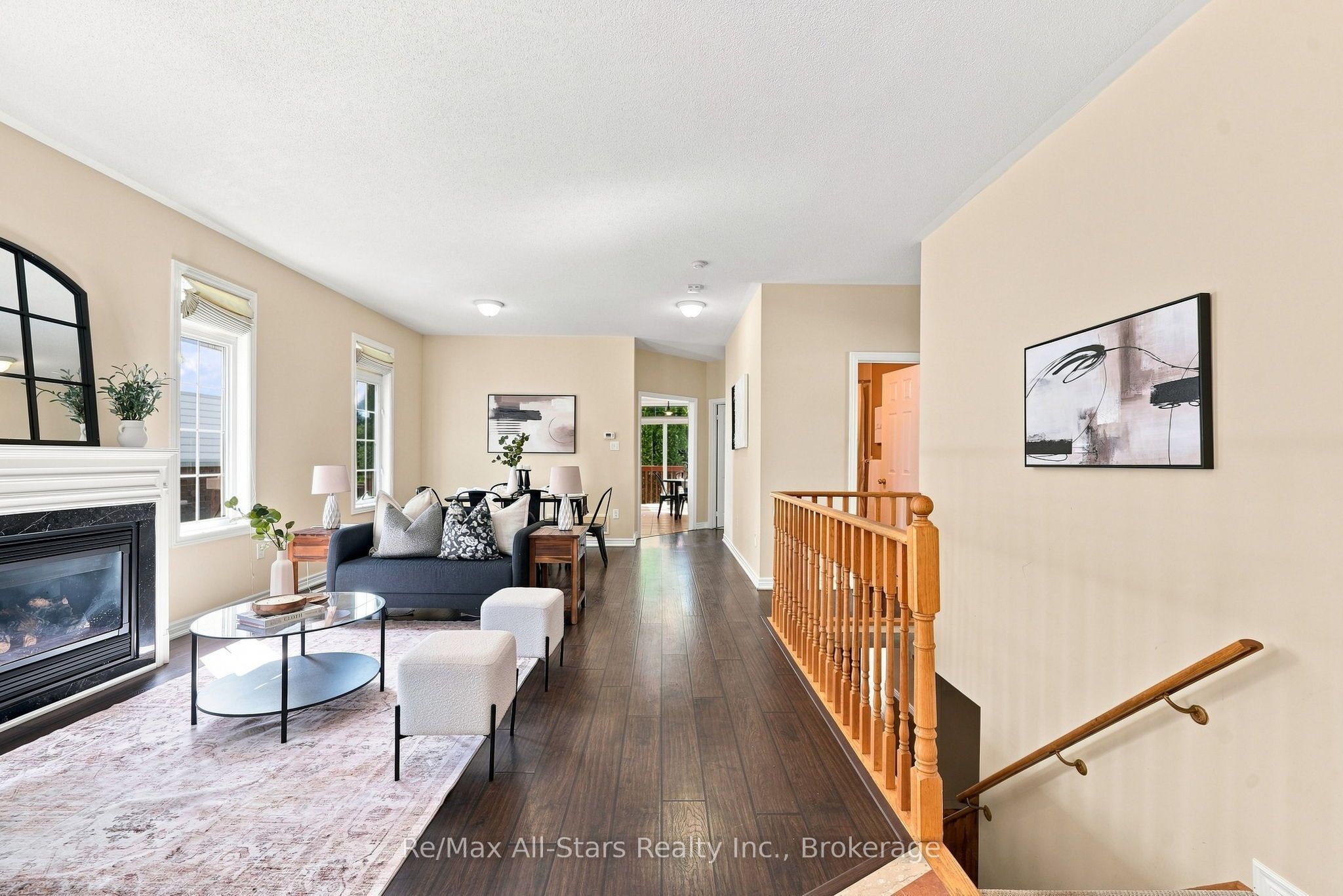 90 Roseborough Drive Property Photo 9