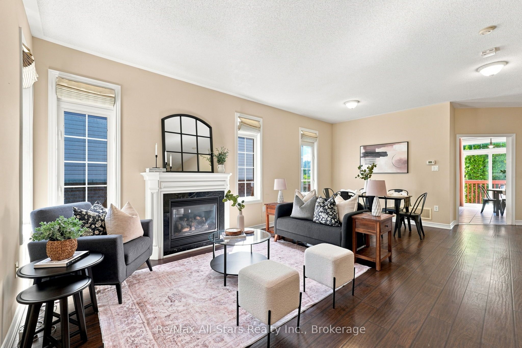 90 Roseborough Drive Property Photo 10