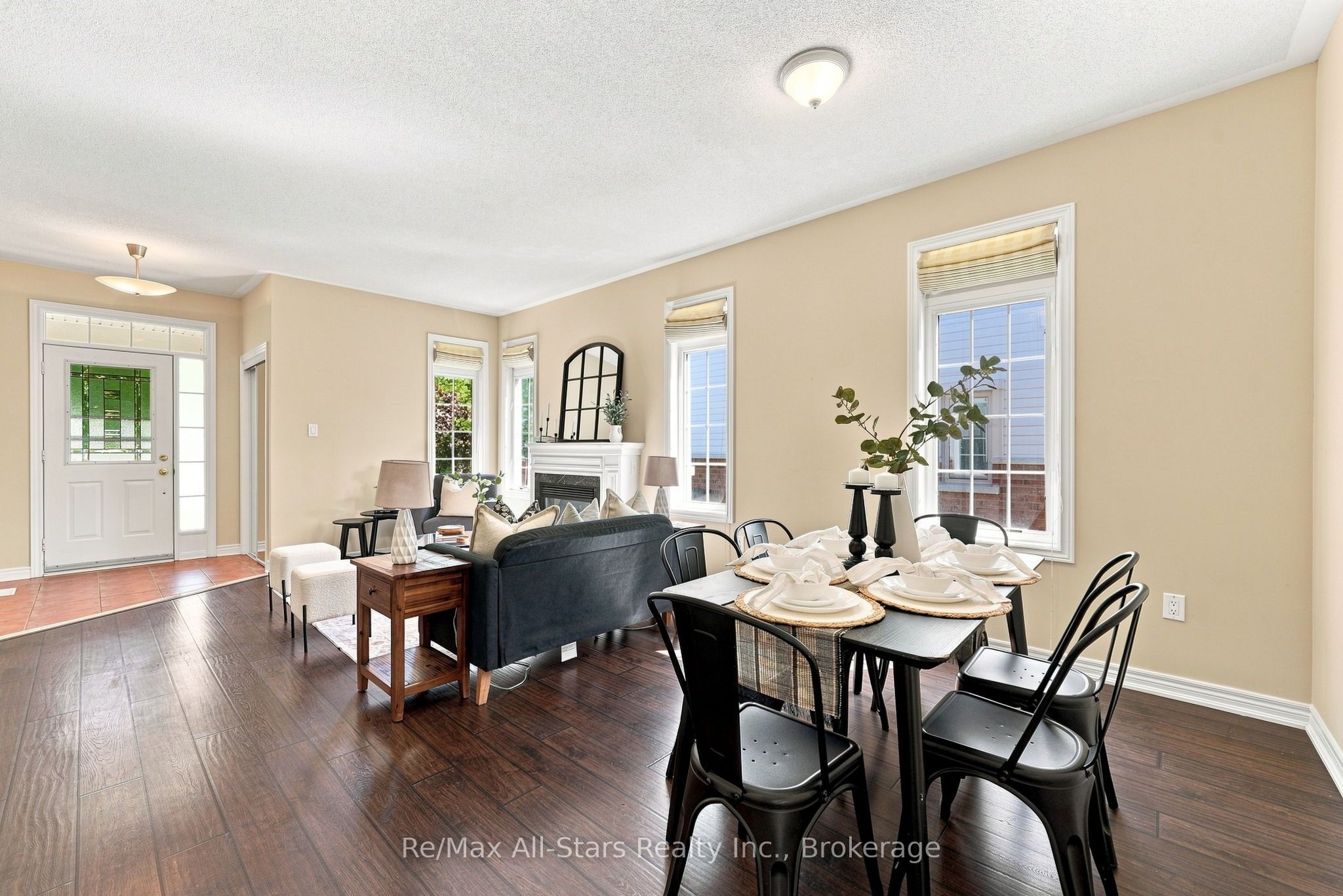 90 Roseborough Drive Property Photo 18