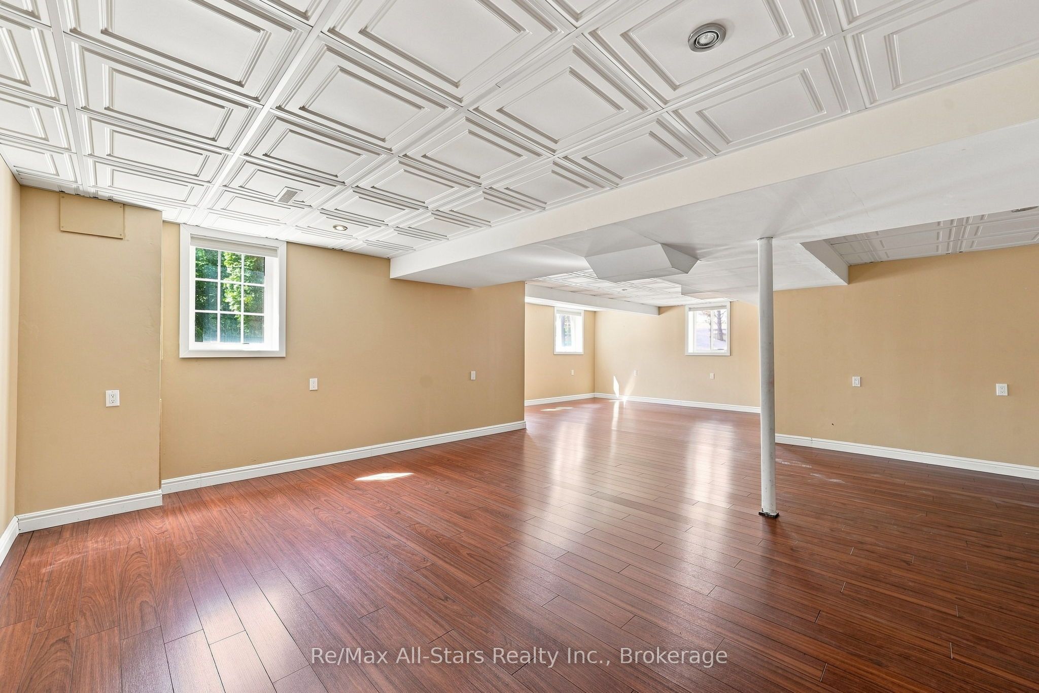 90 Roseborough Drive Property Photo 34