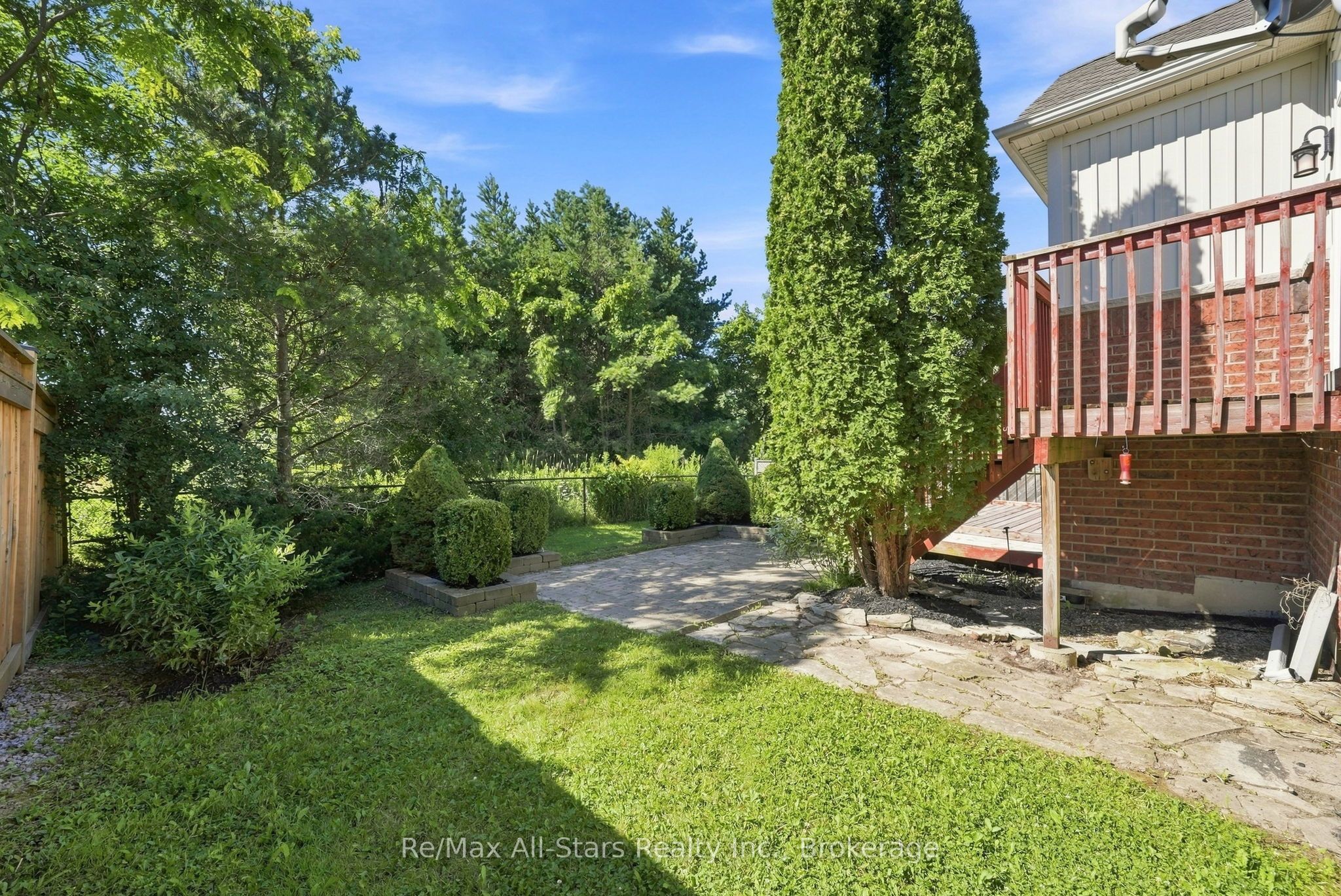 90 Roseborough Drive Property Photo 41
