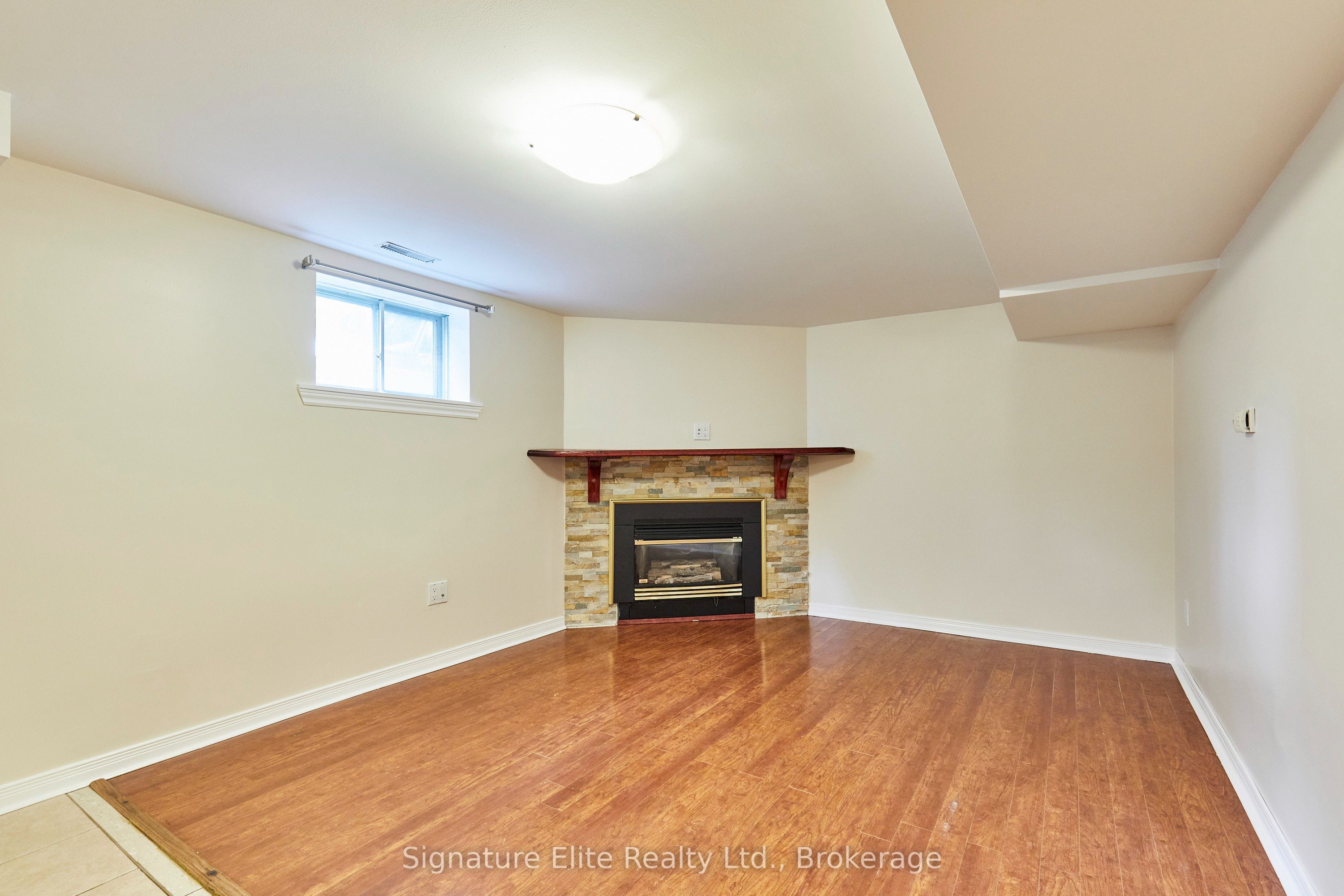 903 King Street E Lower Property Photo 6