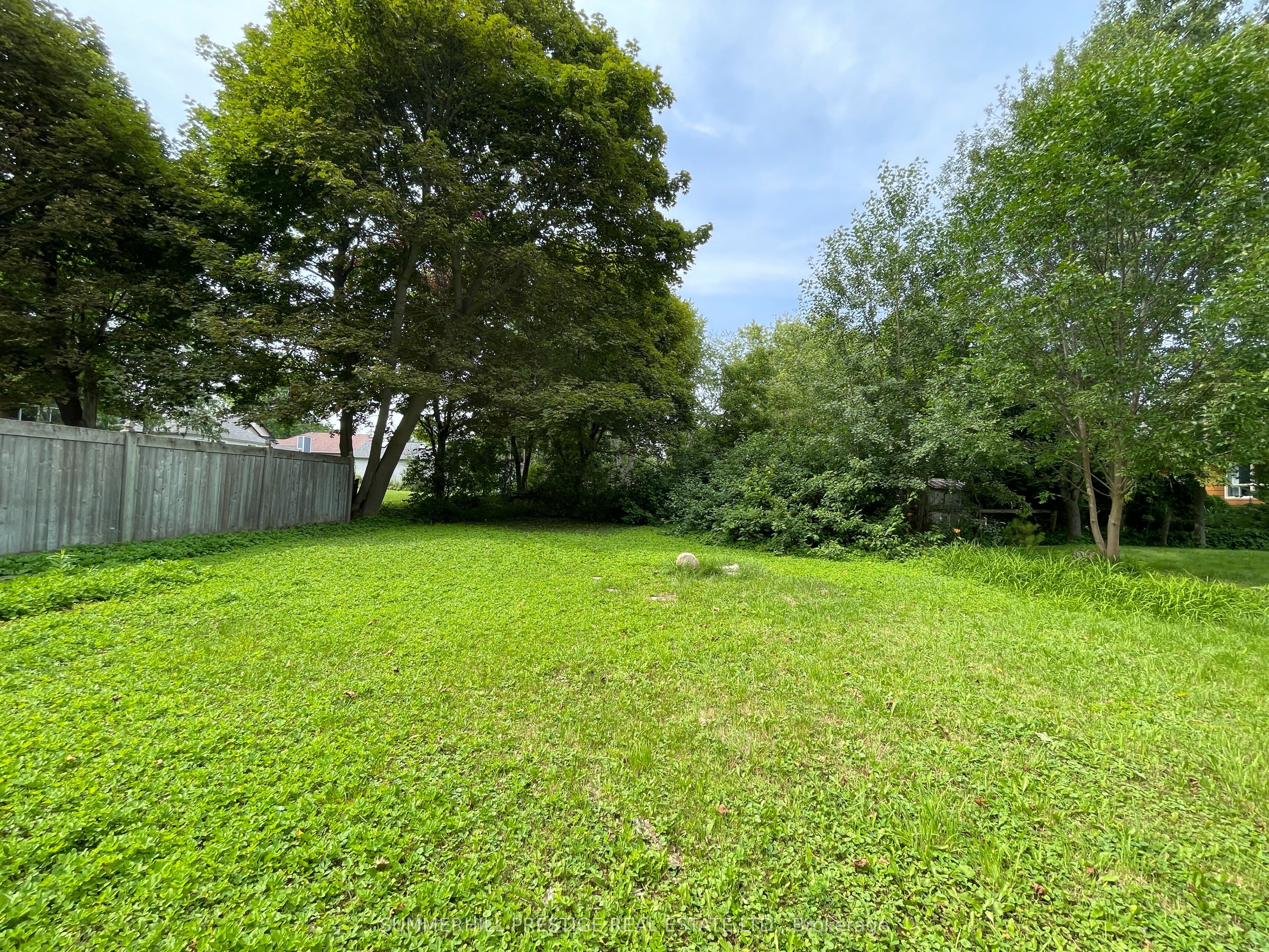 3068 Lakeview Boulevard Property Photo 1