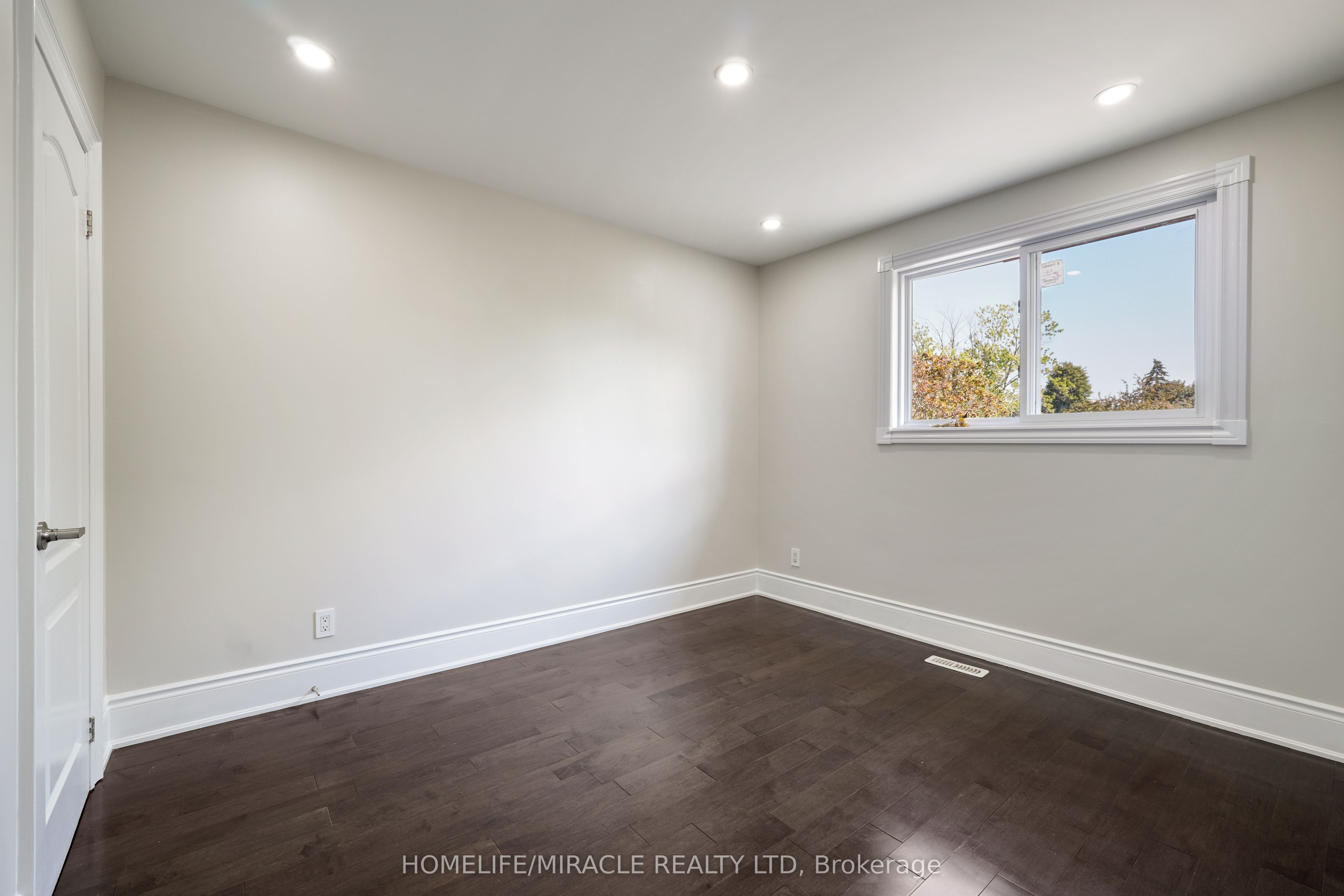 70 Cockburn Drive Property Photo 13