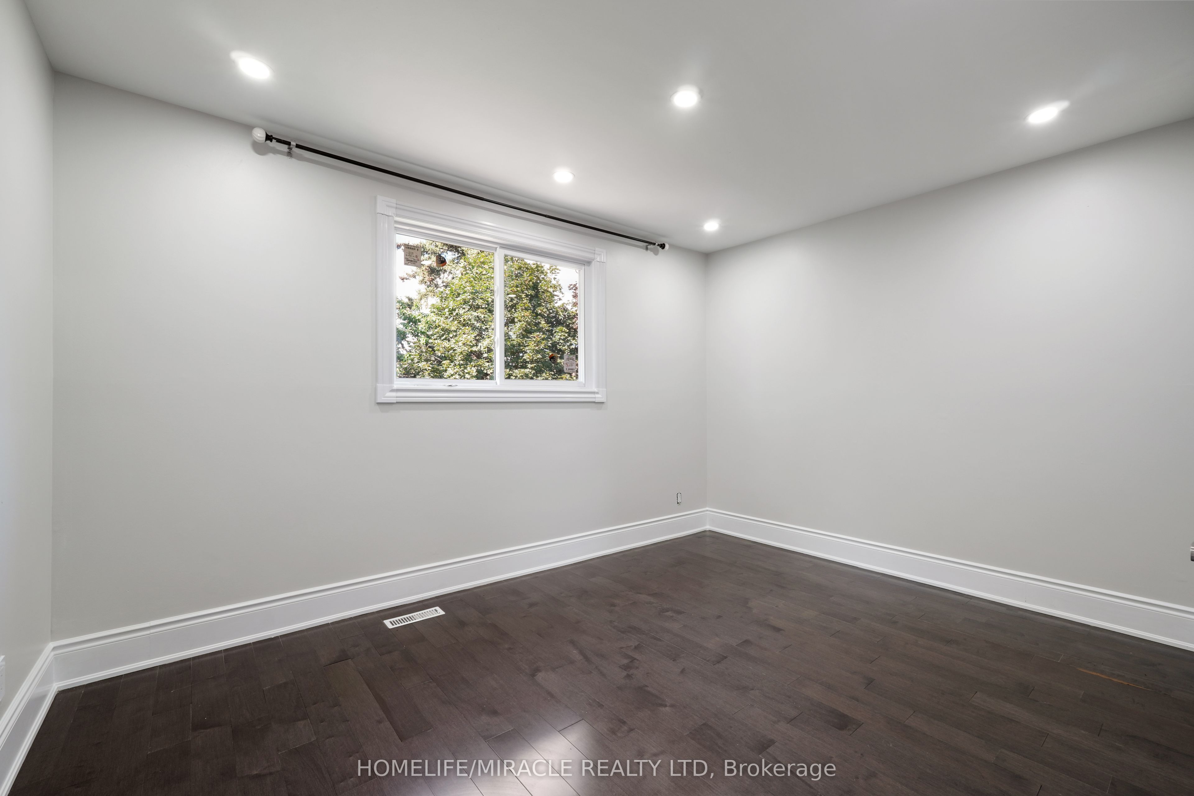 70 Cockburn Drive Property Photo 15