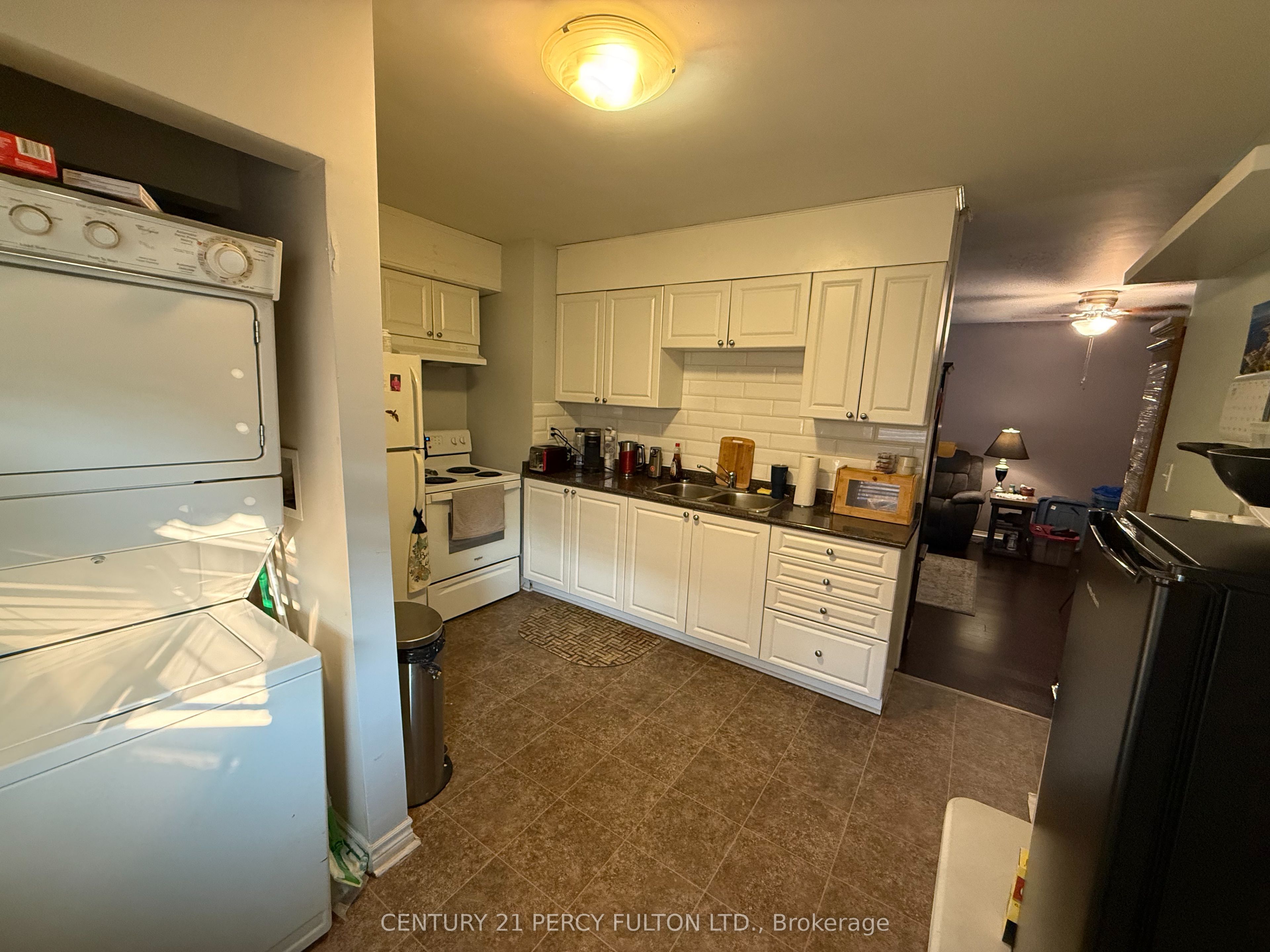 220 Rosedale Drive Unit 1 Property Photo 7